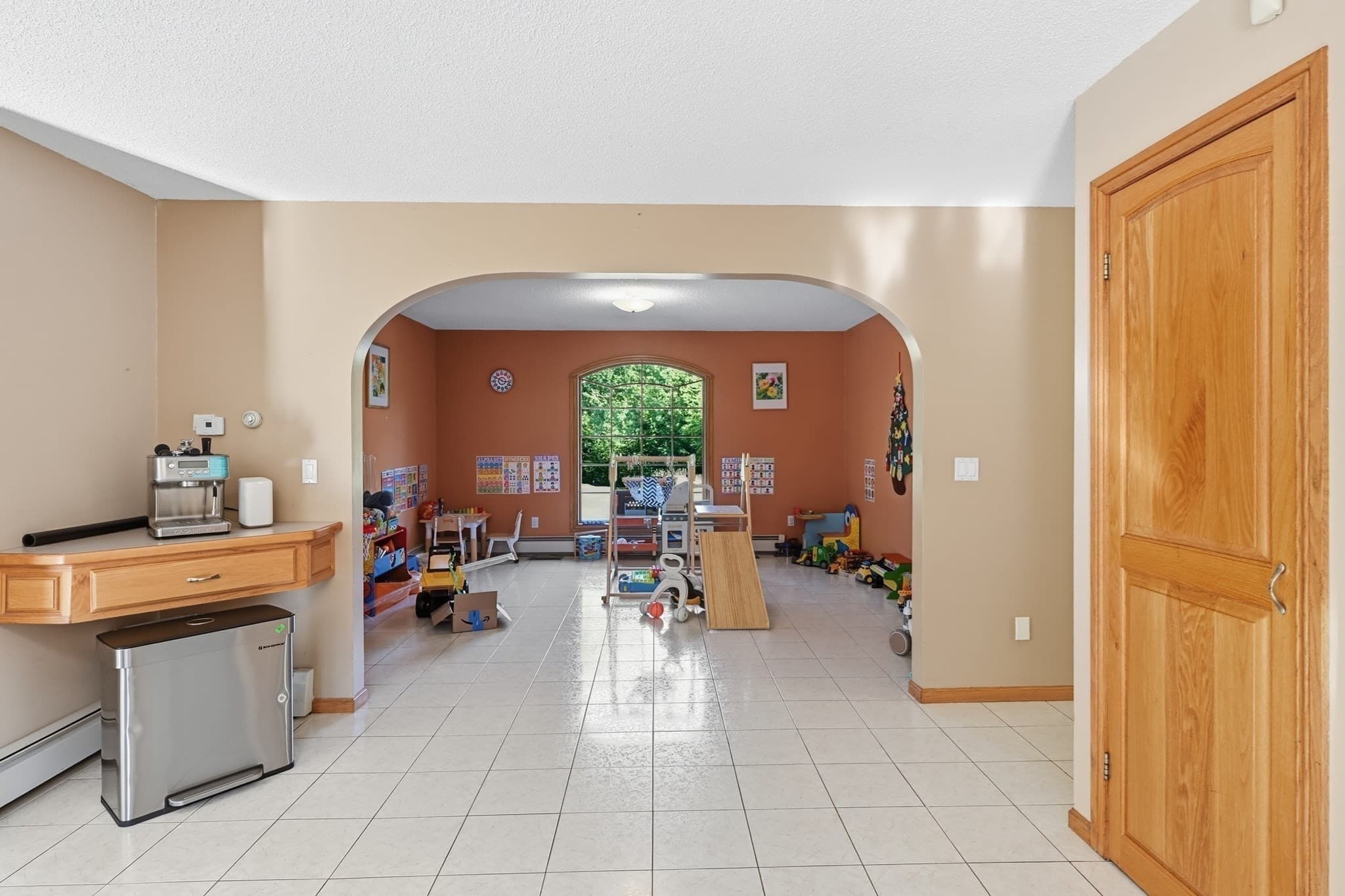 Single Family Residence at 155 Woodland Way, Russell MA 01071, photo 14 of 36