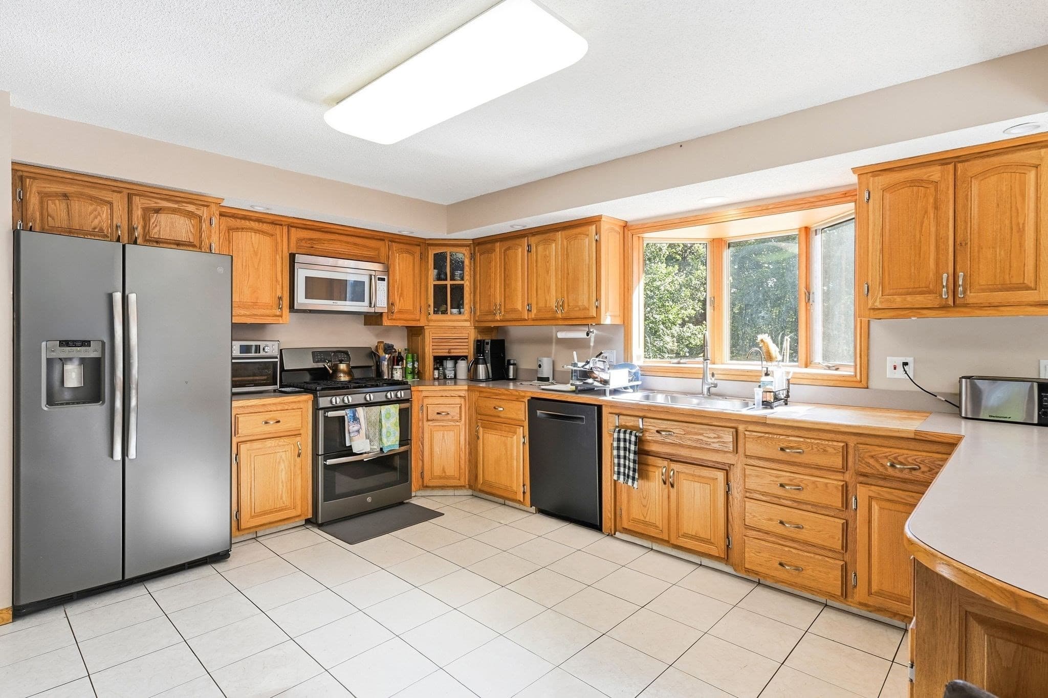 Single Family Residence at 155 Woodland Way, Russell MA 01071, photo 4 of 36