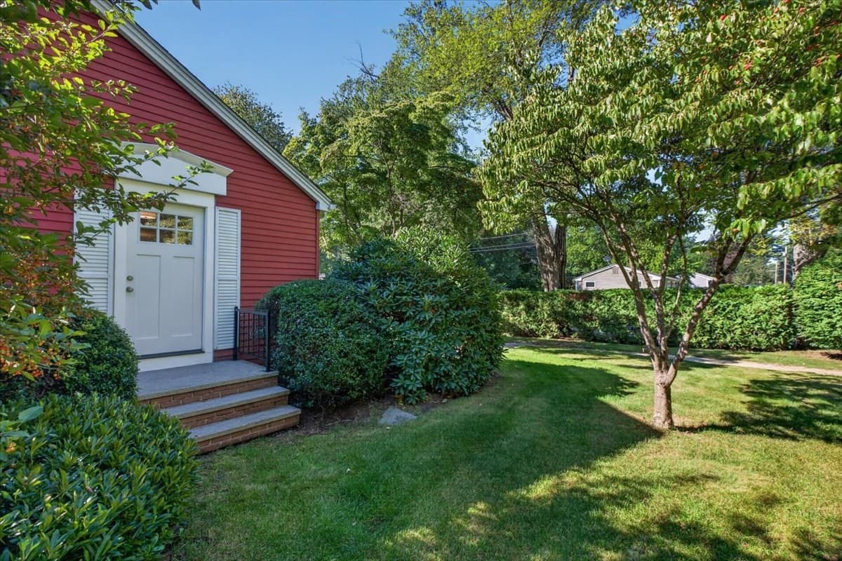 Single Family Residence at 356 Springfield St, Wilbraham MA 01095, Wilbraham, photo 8 of 42