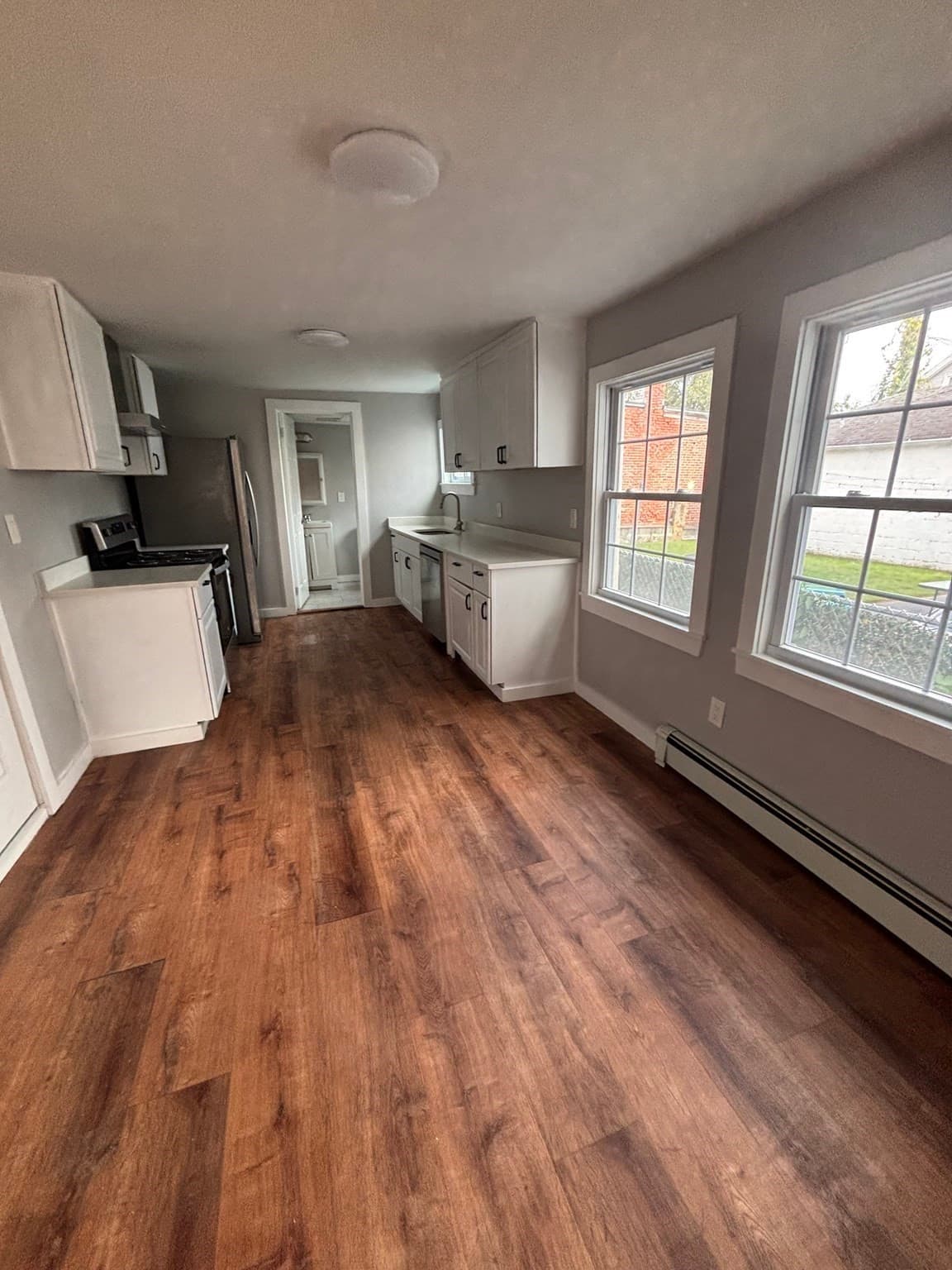 Single Family Residence at 46 Cottage St, New Bedford MA 02740, New Bedford, photo 3 of 16