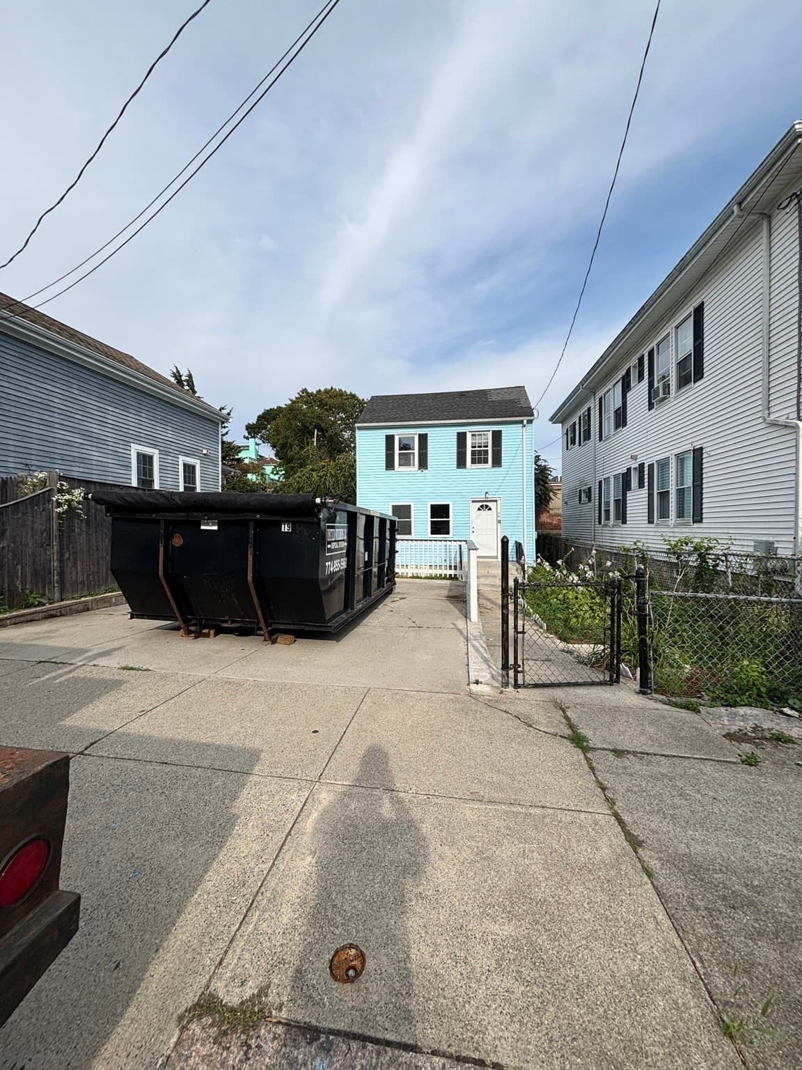 46 Cottage St, New Bedford MA 02740