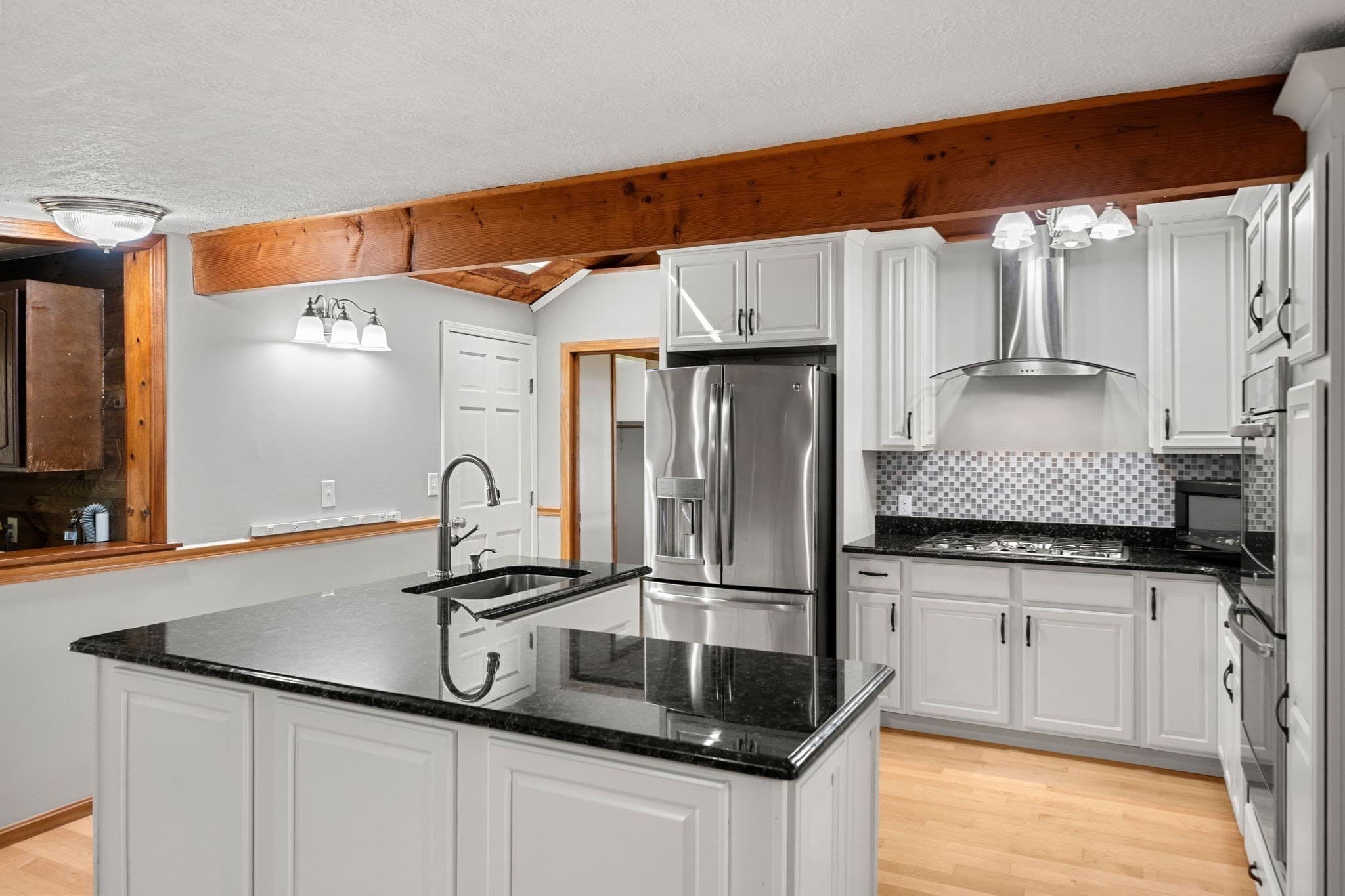 Single Family Residence at 22 Basswood Ave, Billerica MA 01821, Billerica, photo 6 of 42