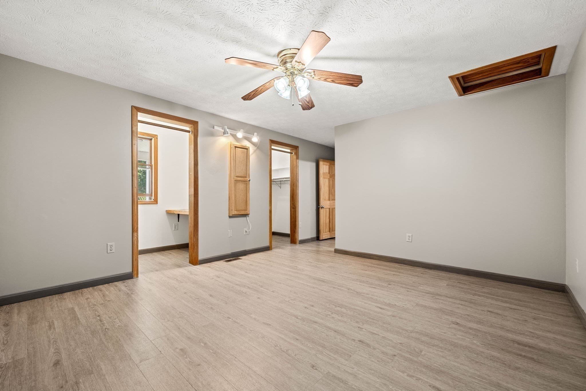 Single Family Residence at 22 Basswood Ave, Billerica MA 01821, Billerica, photo 18 of 42