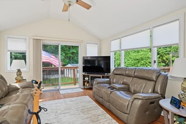 Single Family Residence at 5 William Rd, Billerica MA 01821, Billerica, photo 22 of 39