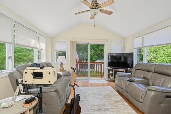 Single Family Residence at 5 William Rd, Billerica MA 01821, Billerica, photo 20 of 39