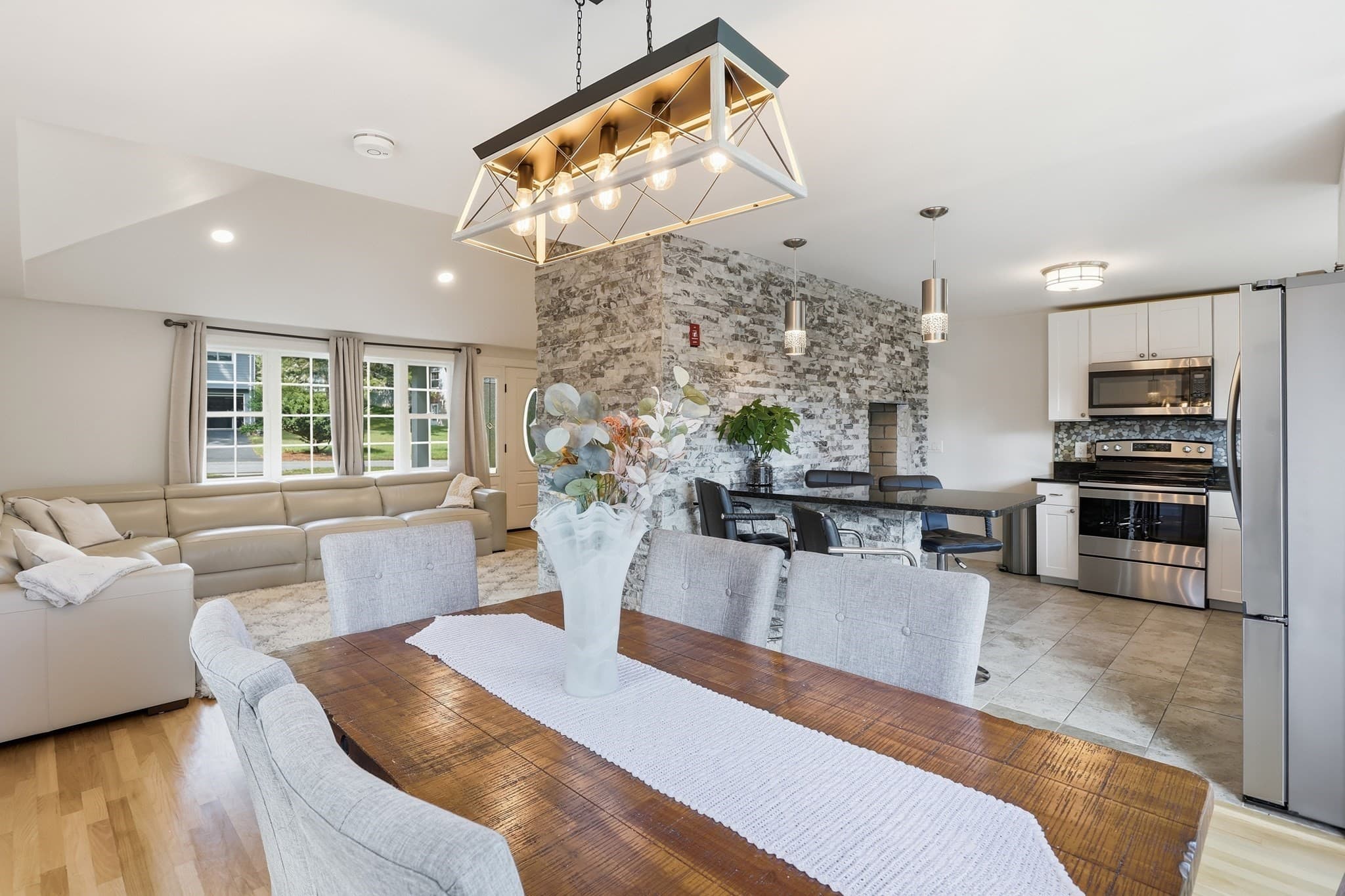 Single Family Residence at 20 Cherokee Rd, Acton MA 01720, Acton, photo 14 of 40