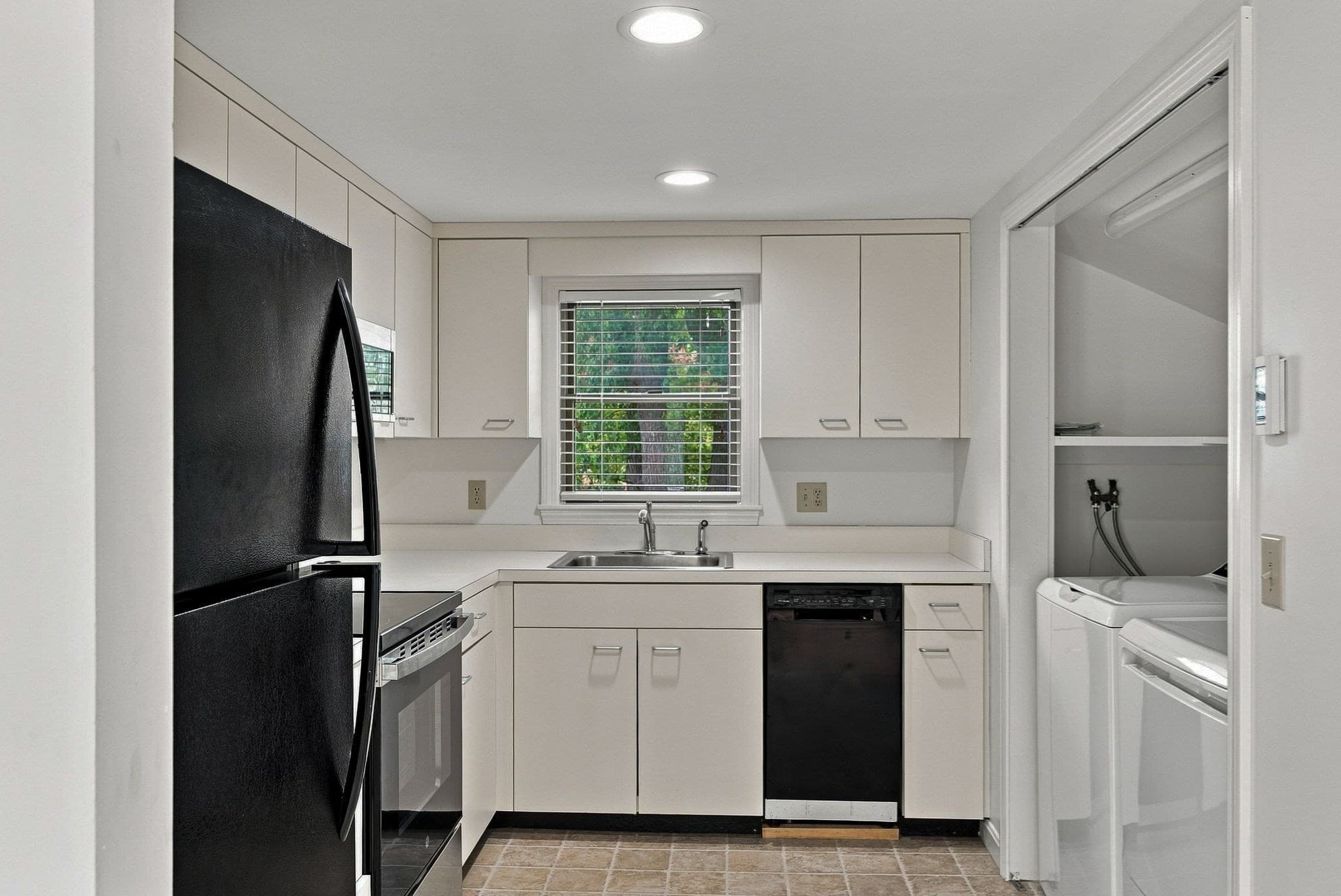 Single Family Residence at 19 Norwood Ave, Rockport MA 01966, Rockport, photo 28 of 35