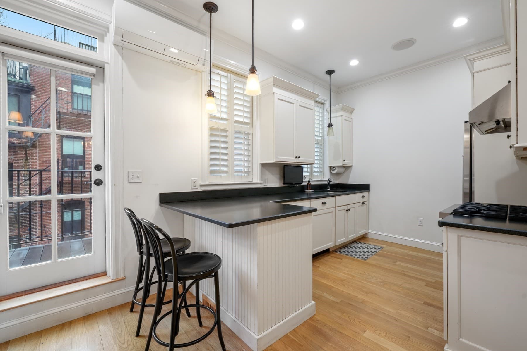 Condominium at 43 Warren Avenue # 2, Boston MA 02116, photo 9 of 27