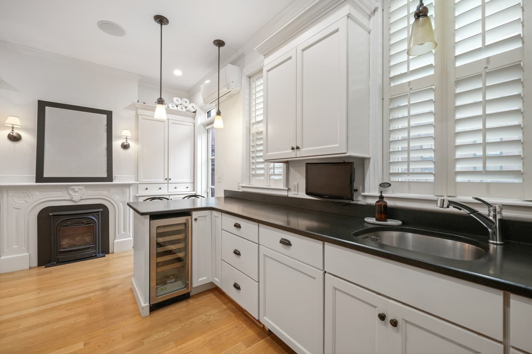 Condominium at 43 Warren Avenue # 2, Boston MA 02116, photo 10 of 27