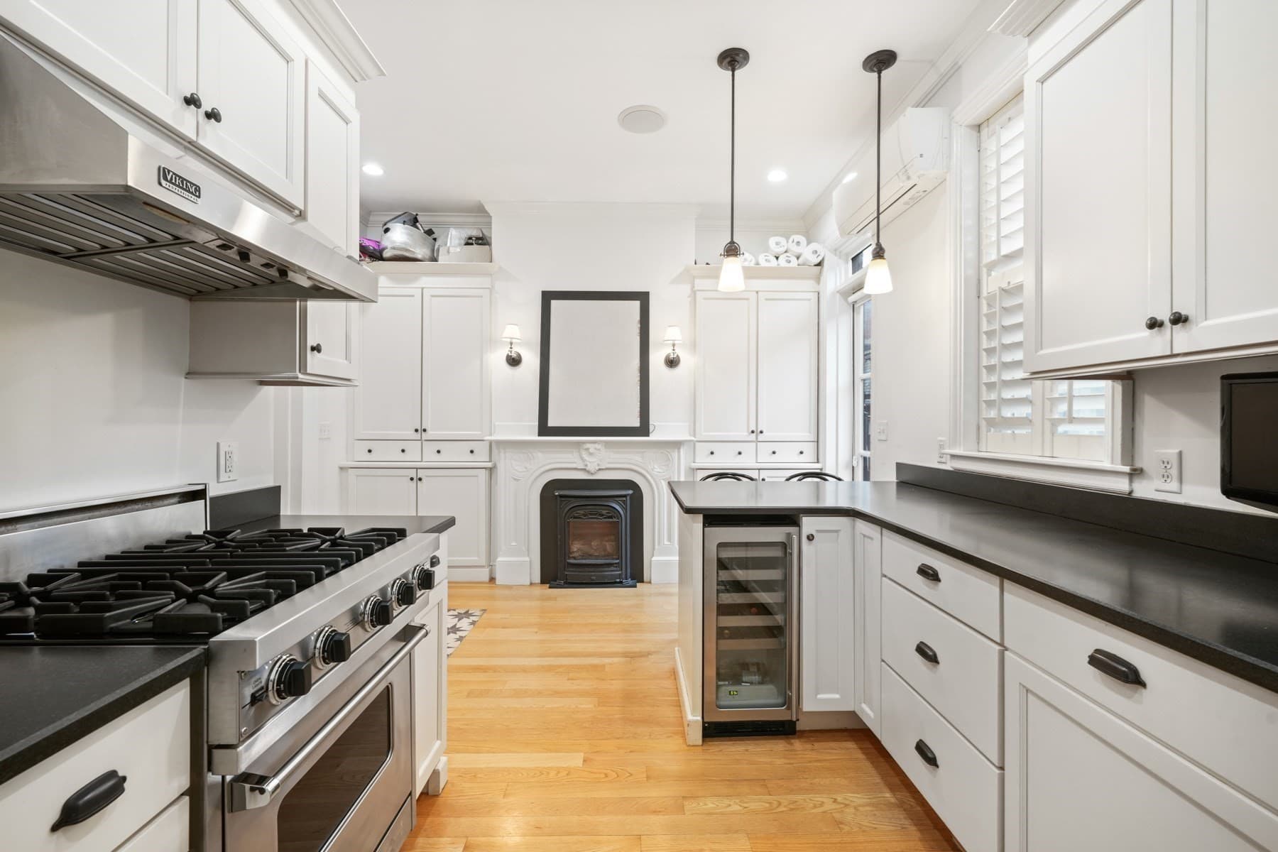 Condominium at 43 Warren Avenue # 2, Boston MA 02116, photo 11 of 27