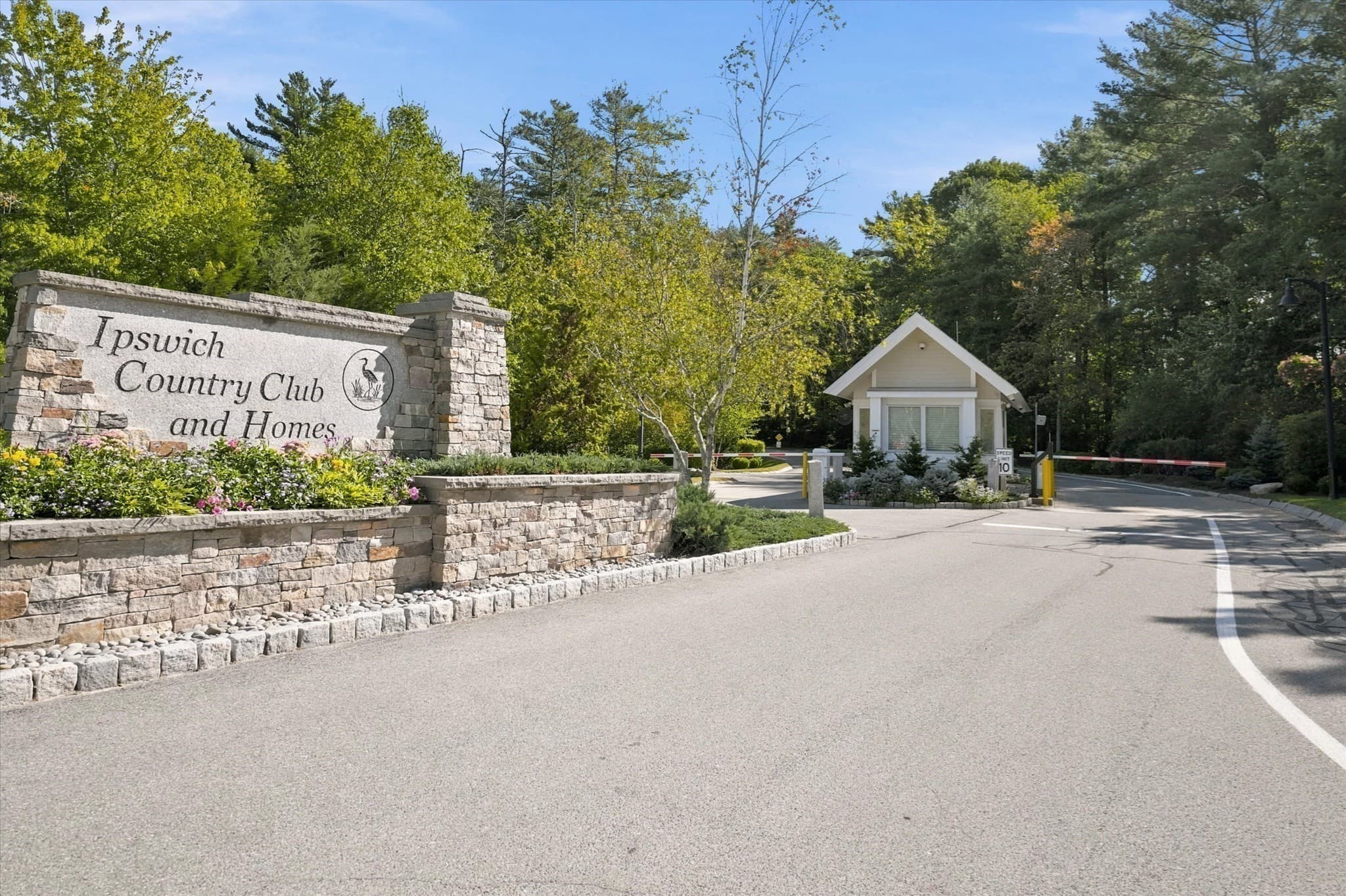 Single Family Residence at 58 Country Club Way, Ipswich MA 01938, Ipswich, photo 38 of 41