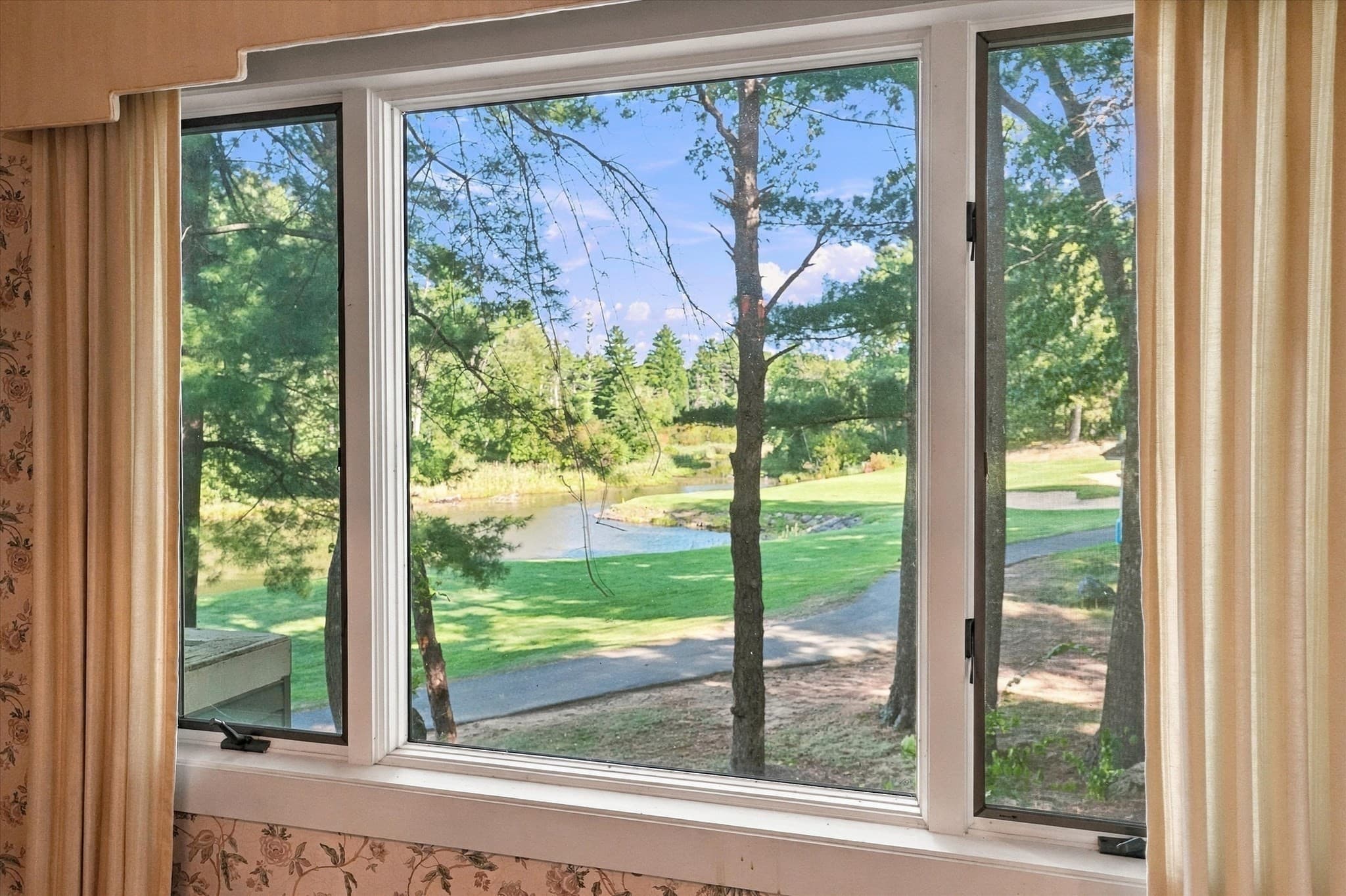 Single Family Residence at 58 Country Club Way, Ipswich MA 01938, Ipswich, photo 10 of 41