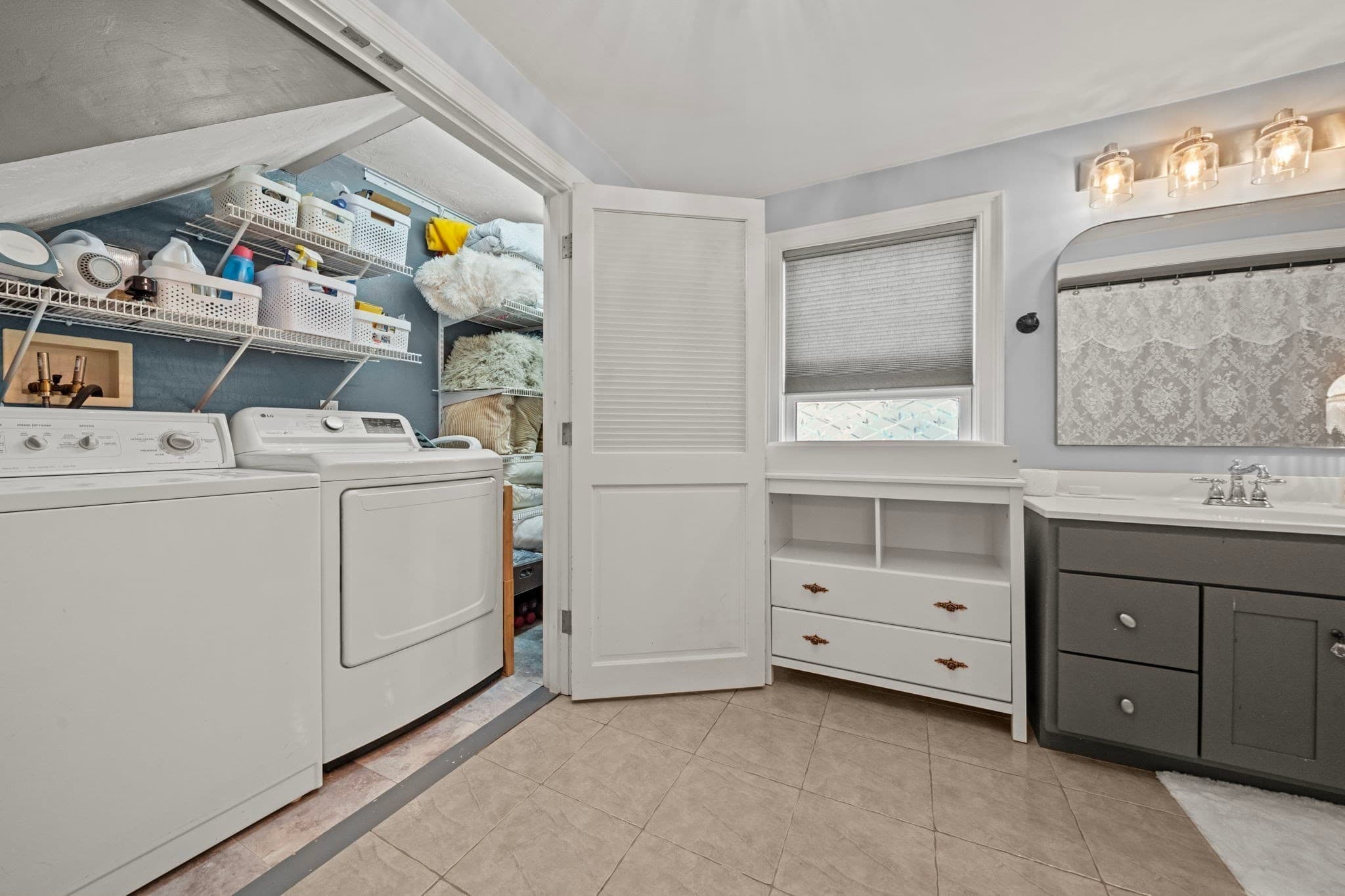 Single Family Residence at 264 Main Street, Amesbury MA 01913, Amesbury, photo 14 of 40