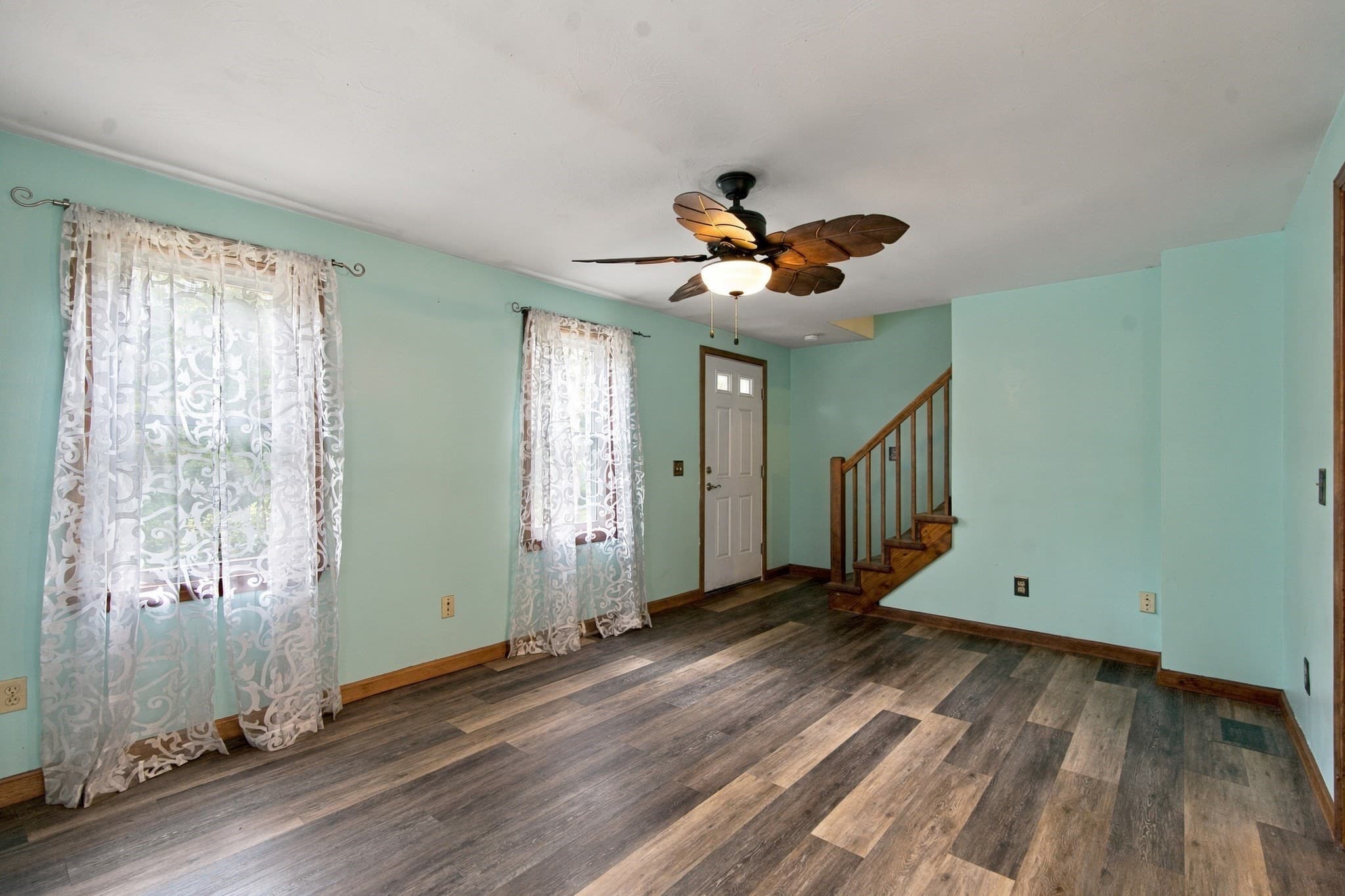Single Family Residence at 16 Gunters Ln, Mashpee MA 02649, Mashpee, photo 6 of 34