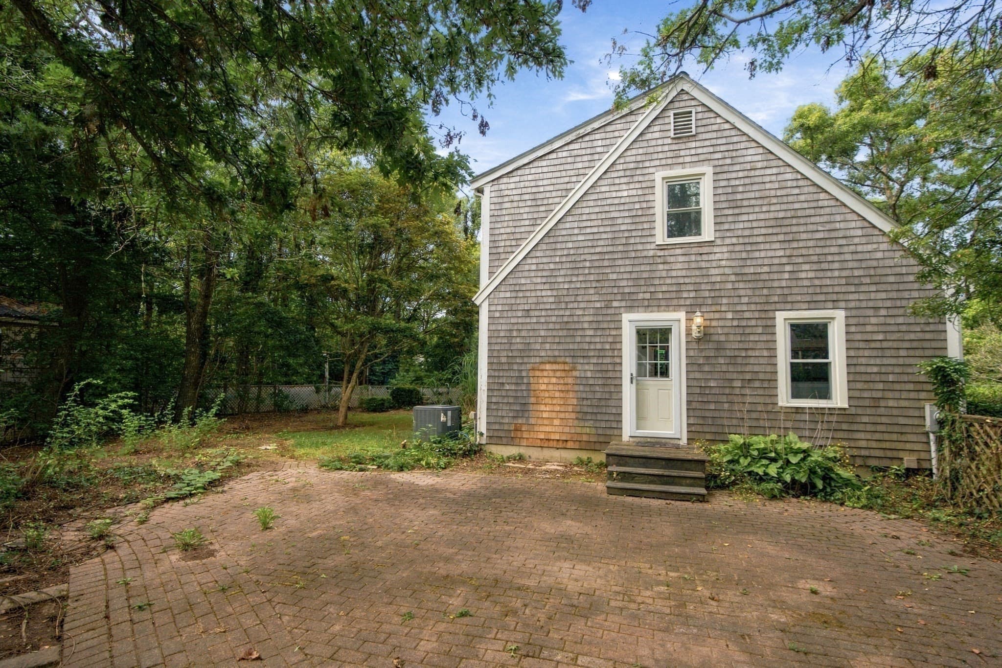 Single Family Residence at 16 Gunters Ln, Mashpee MA 02649, Mashpee, photo 22 of 34