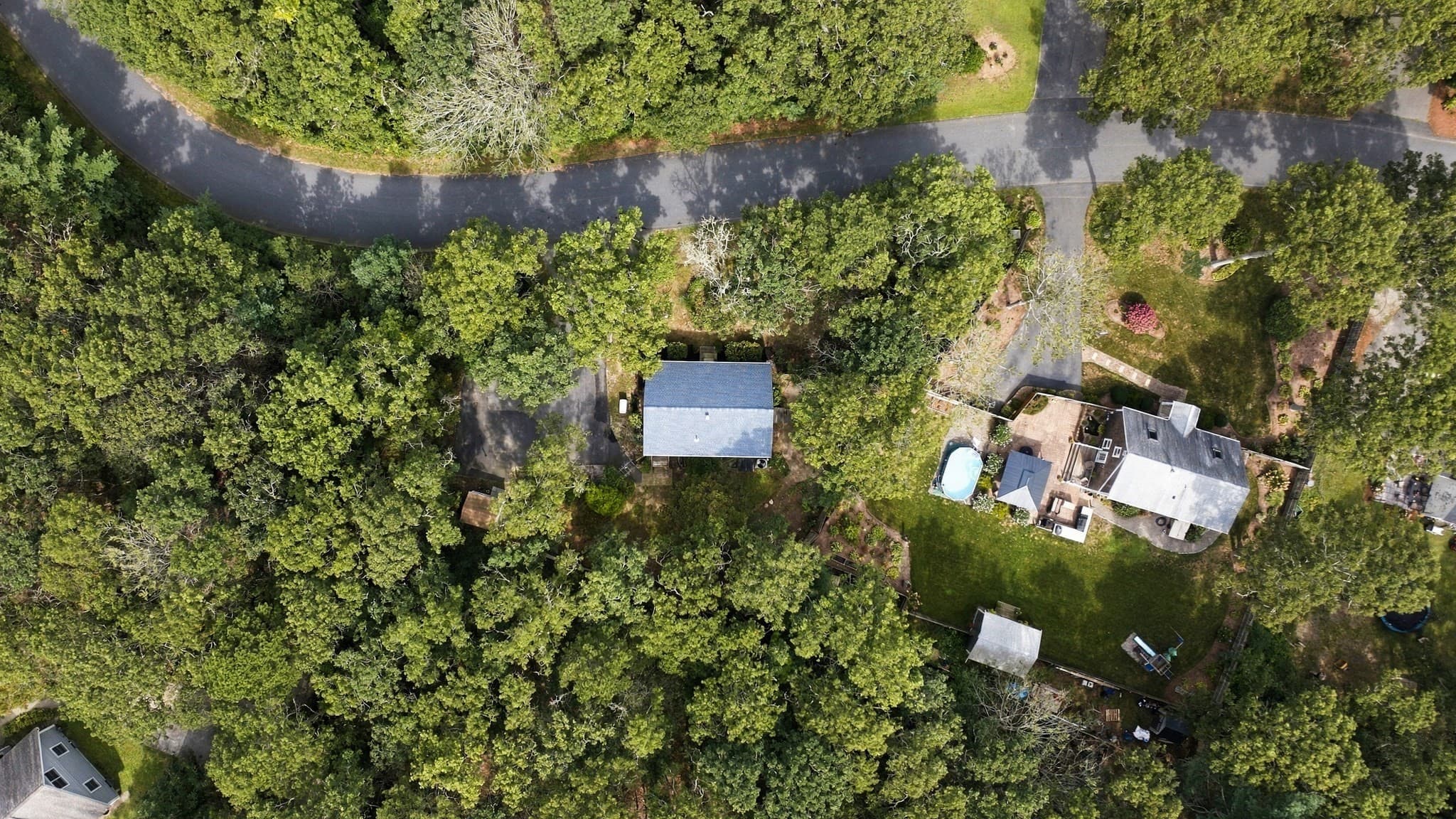 Single Family Residence at 16 Gunters Ln, Mashpee MA 02649, Mashpee, photo 5 of 34