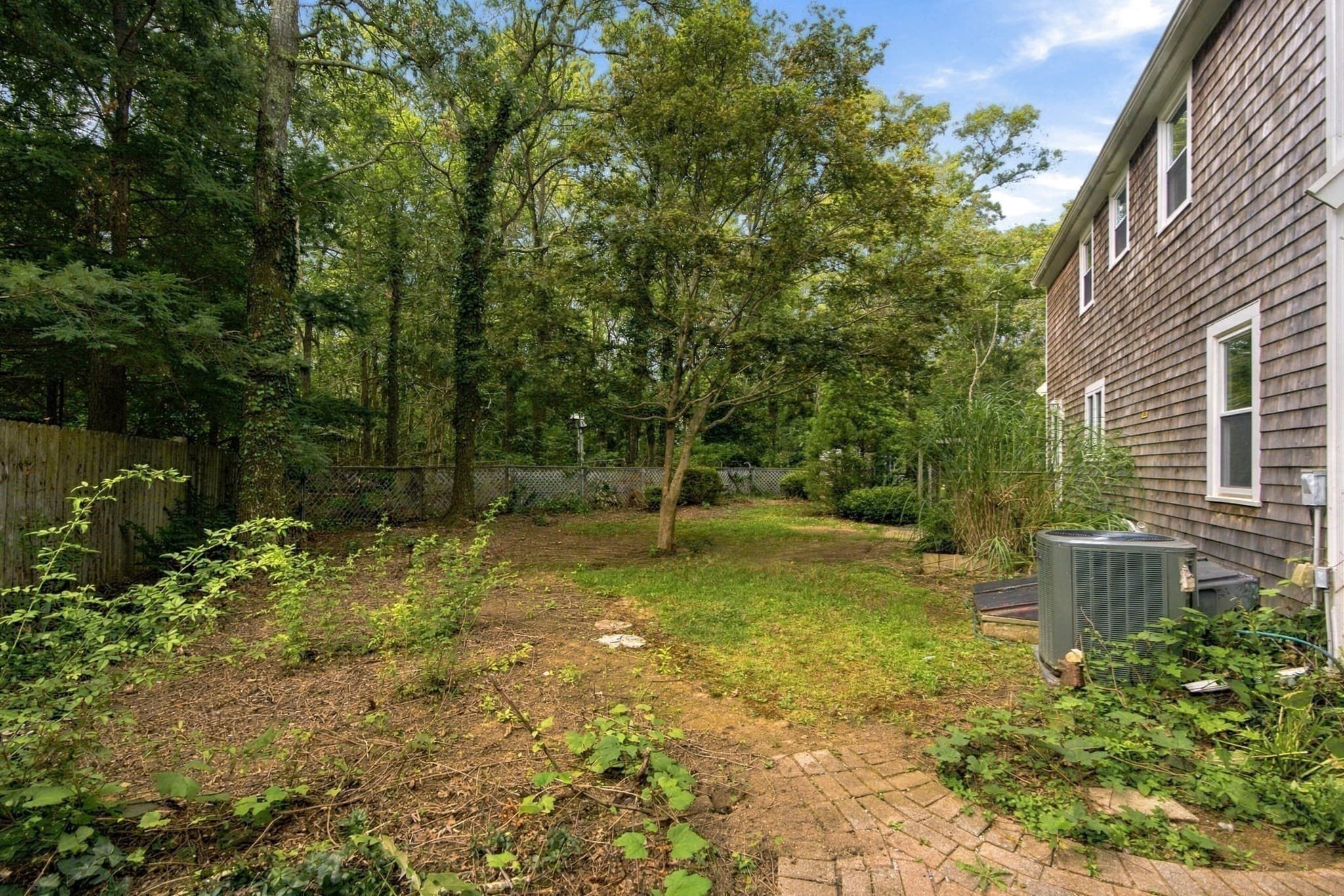 Single Family Residence at 16 Gunters Ln, Mashpee MA 02649, Mashpee, photo 24 of 34