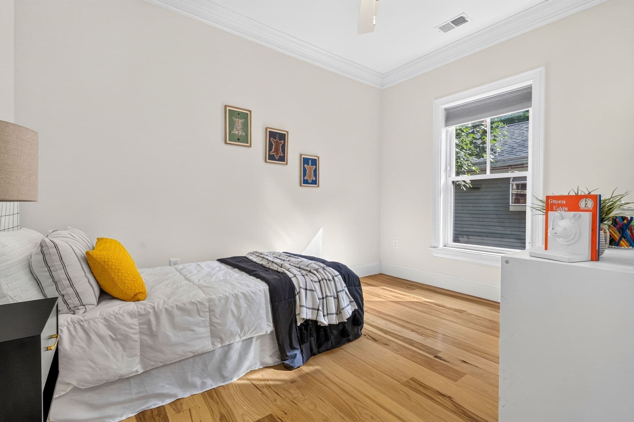 Condominium at 30 Chestnut Sq # 30, Boston MA 02130, photo 23 of 39