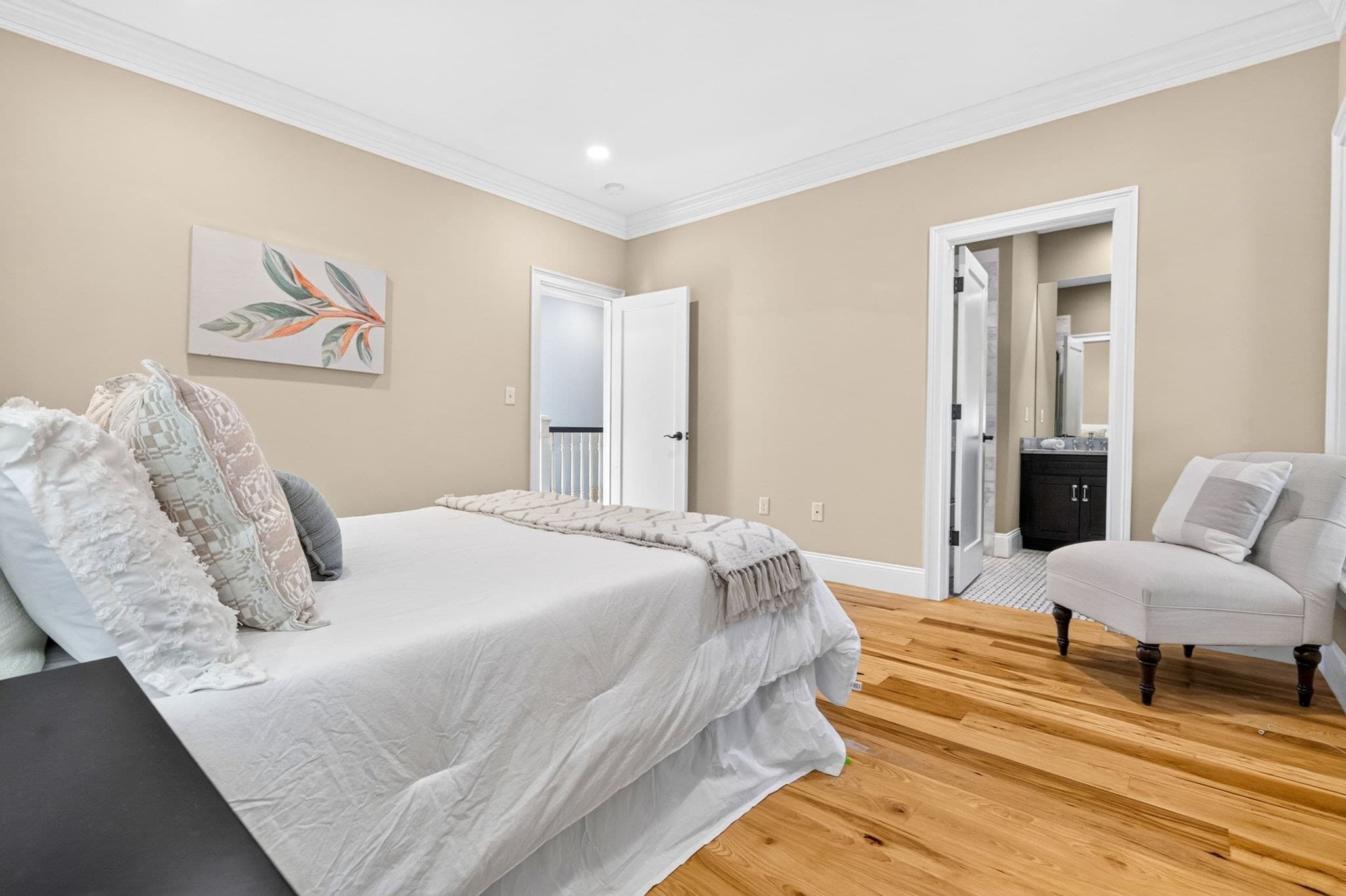 Condominium at 30 Chestnut Sq # 30, Boston MA 02130, photo 17 of 39