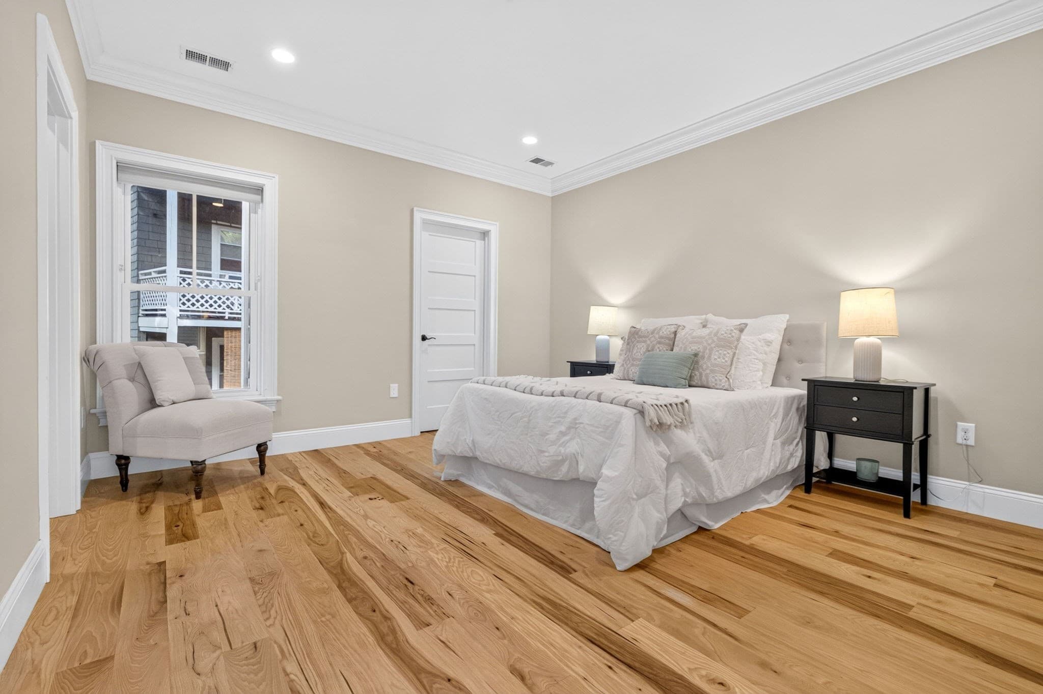 Condominium at 30 Chestnut Sq # 30, Boston MA 02130, photo 16 of 39