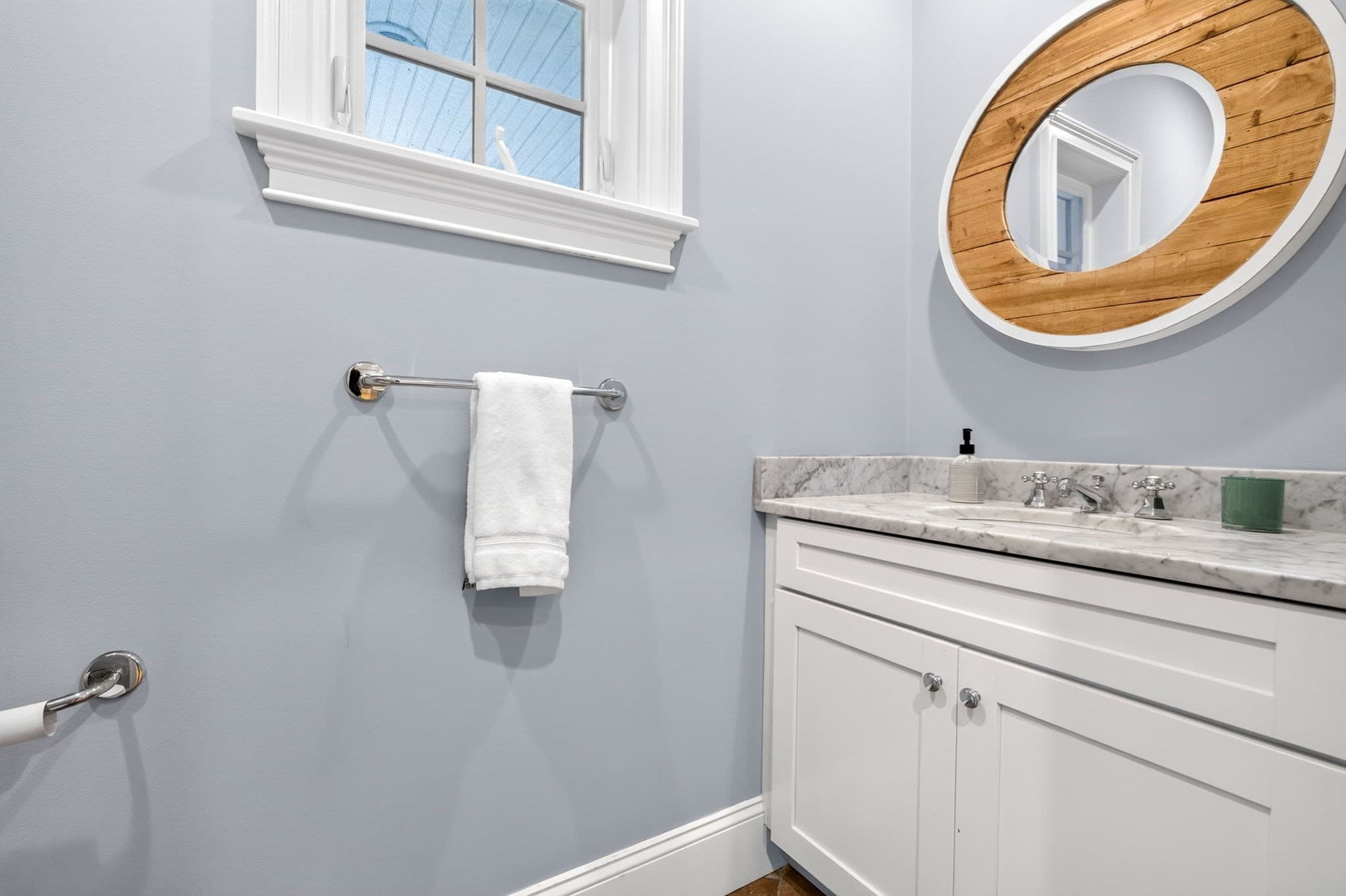 Condominium at 30 Chestnut Sq # 30, Boston MA 02130, photo 12 of 39