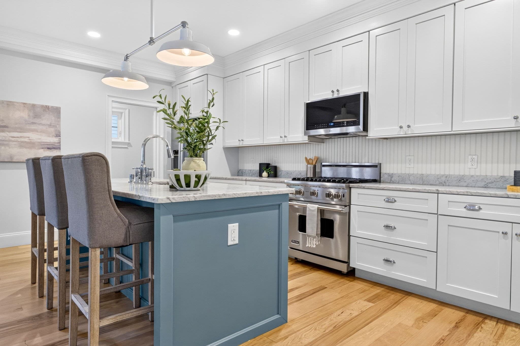 Condominium at 30 Chestnut Sq # 30, Boston MA 02130, photo 9 of 39