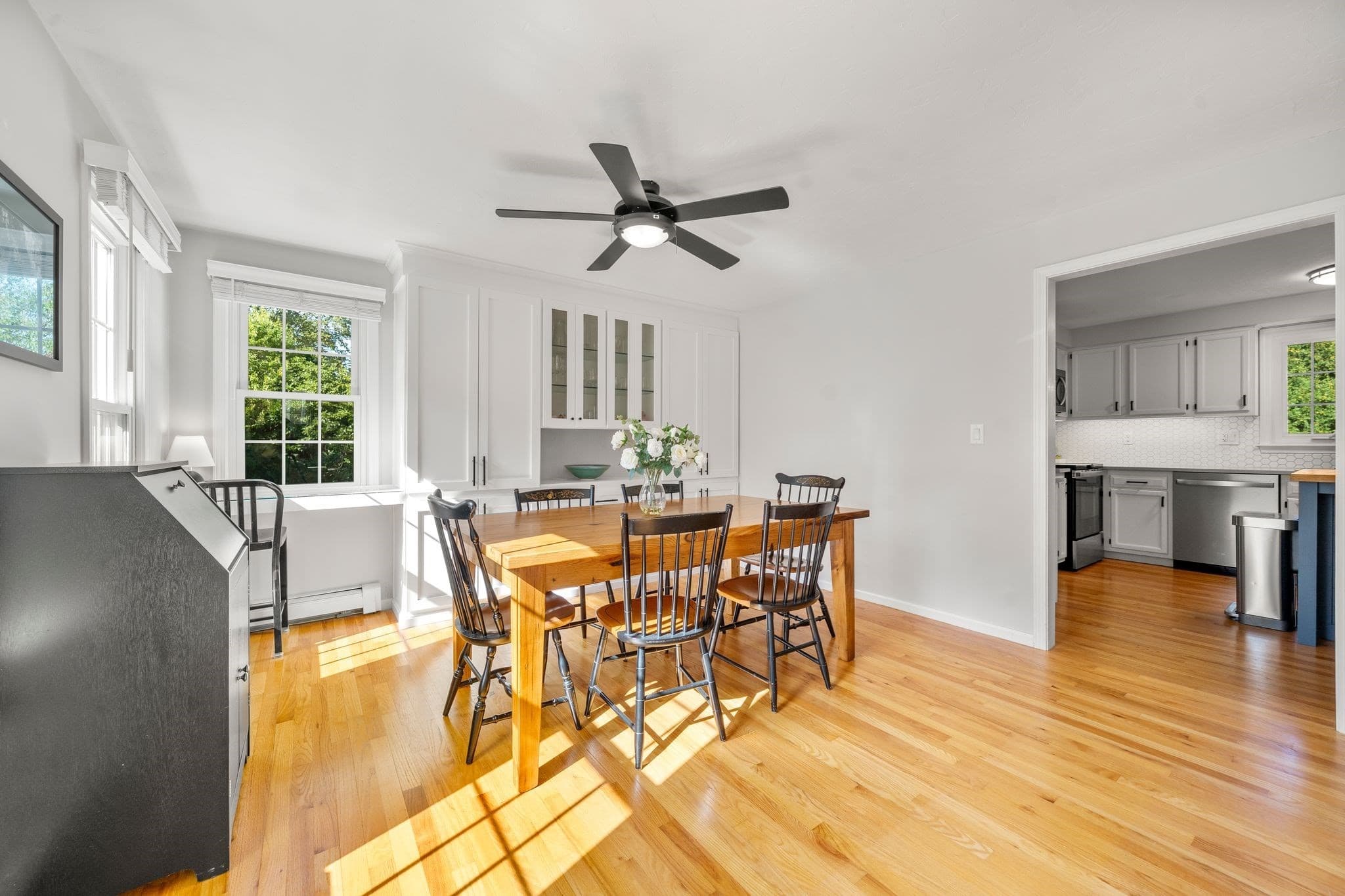 Single Family Residence at 11 Daniel Teague Dr, Rockland MA 02370, Rockland, photo 10 of 37