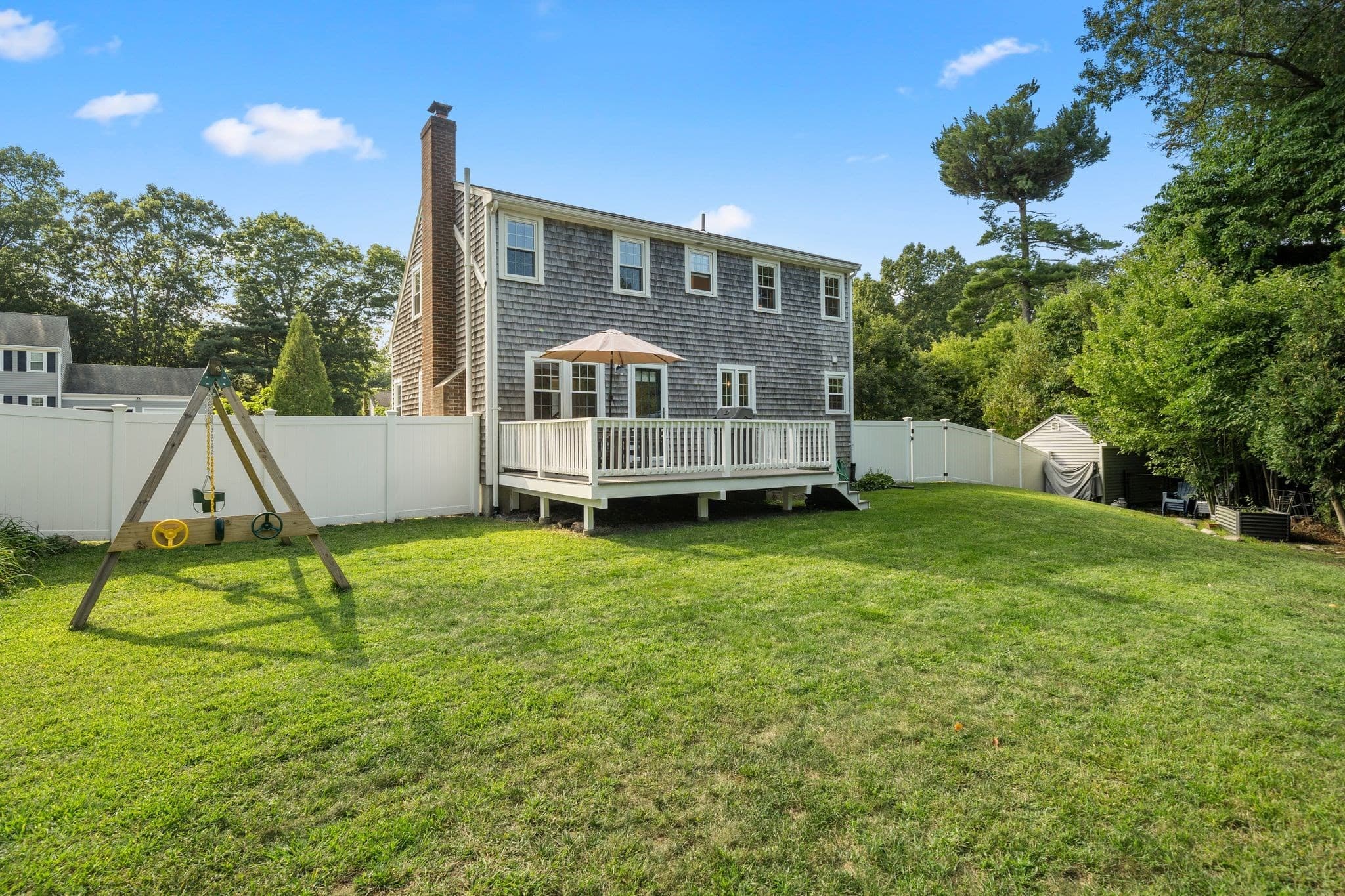 Single Family Residence at 11 Daniel Teague Dr, Rockland MA 02370, Rockland, photo 33 of 37
