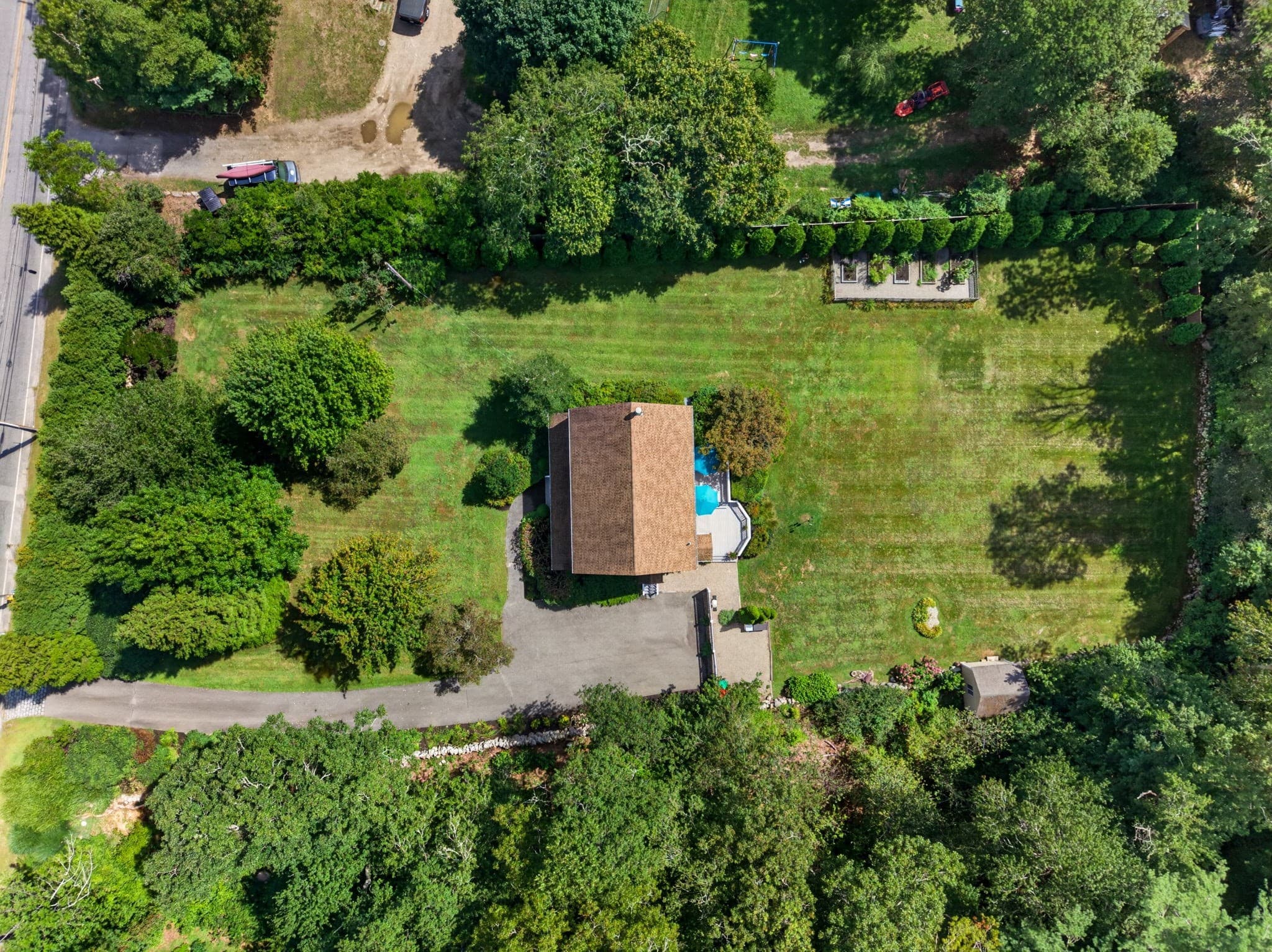 Single Family Residence at 375 Old County Rd, Westport MA 02790, Westport, photo 3 of 36