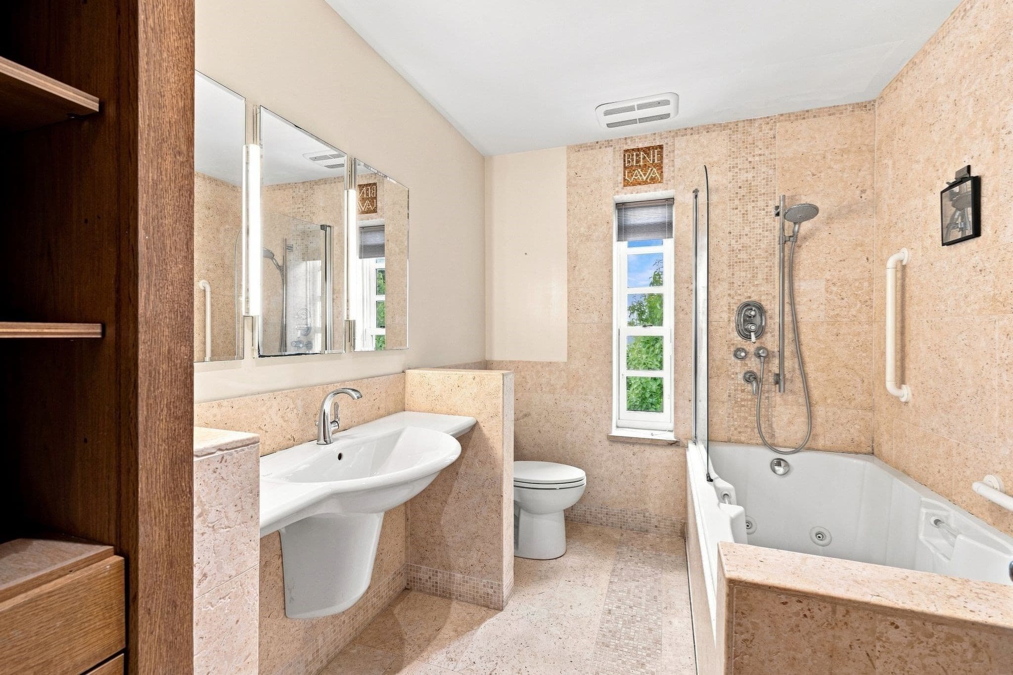 Single Family Residence at 68 Gardner Rd, Nahant MA 01908, Nahant, photo 33 of 42
