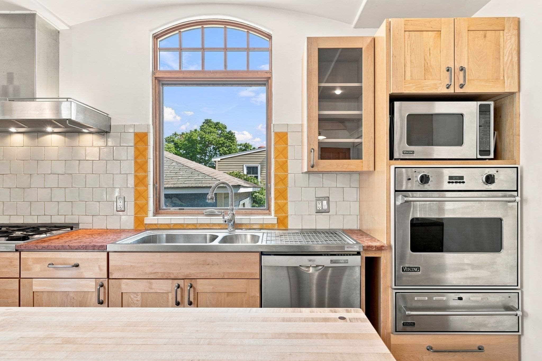 Single Family Residence at 68 Gardner Rd, Nahant MA 01908, Nahant, photo 19 of 42