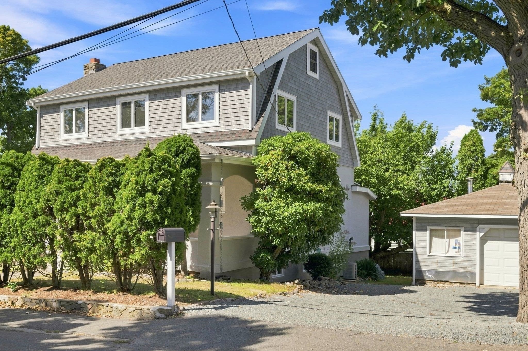 Single Family Residence at 68 Gardner Rd, Nahant MA 01908, Nahant, photo 4 of 42