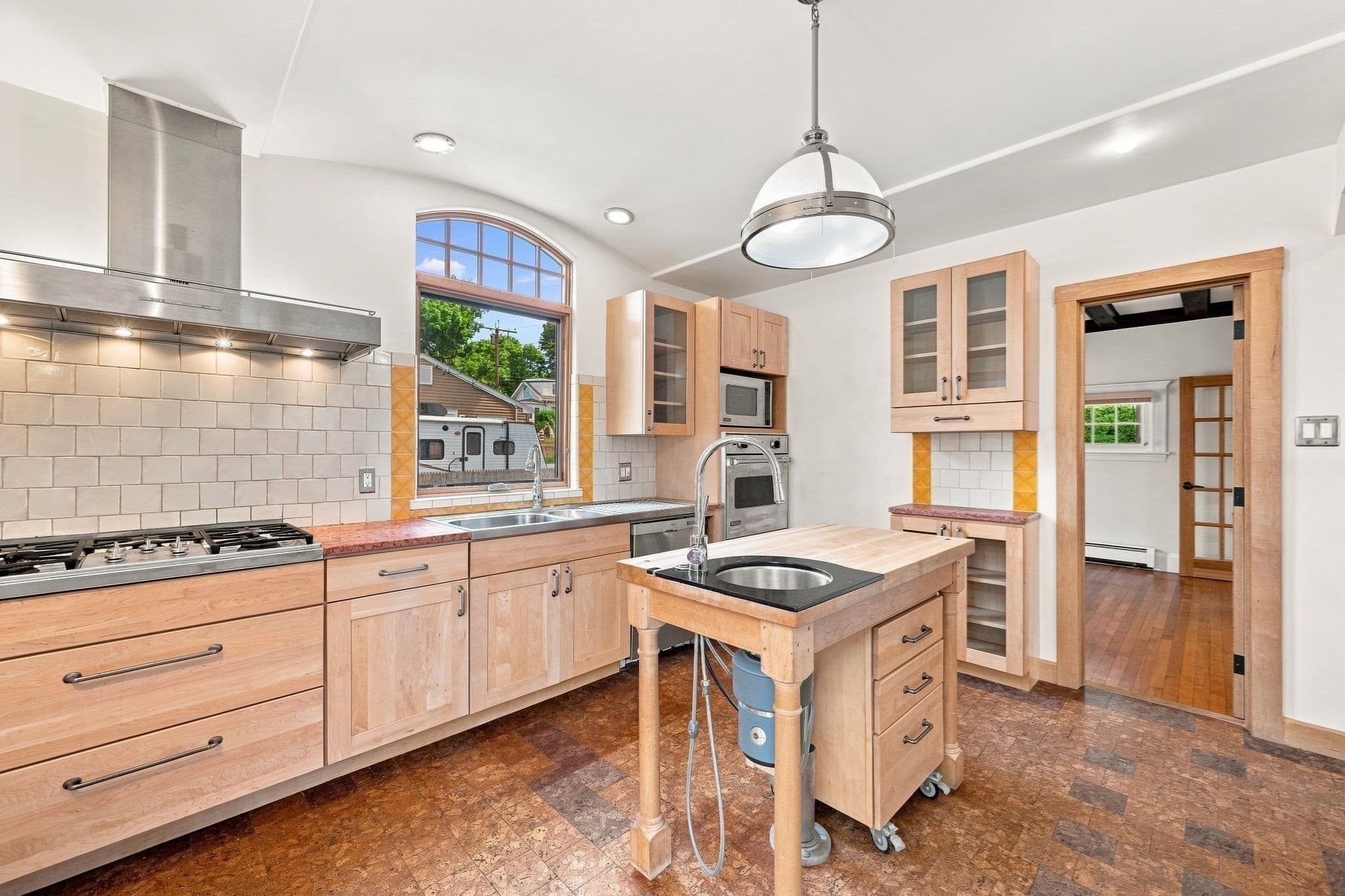 Single Family Residence at 68 Gardner Rd, Nahant MA 01908, Nahant, photo 21 of 42