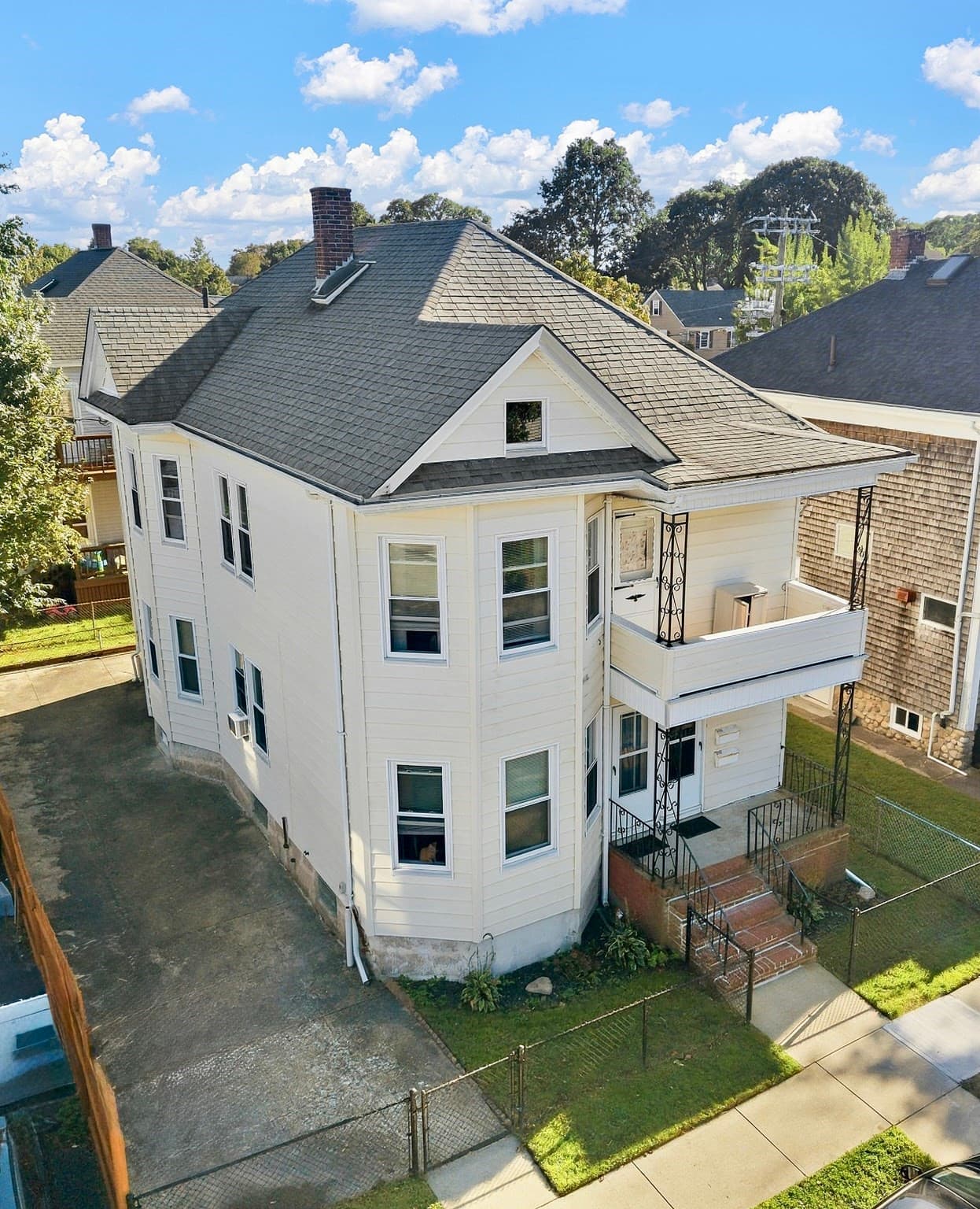 2 Family - 2 Units Up/Down at 436-438 Arnold St, New Bedford MA 02740, New Bedford, photo 3 of 42