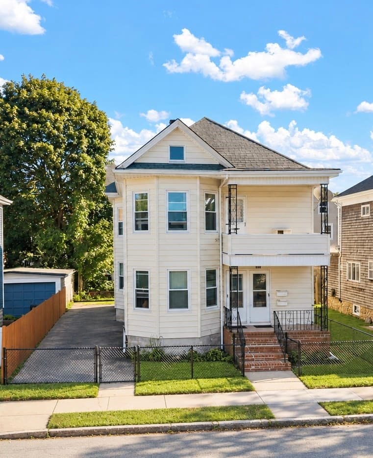436-438 Arnold St, New Bedford MA 02740