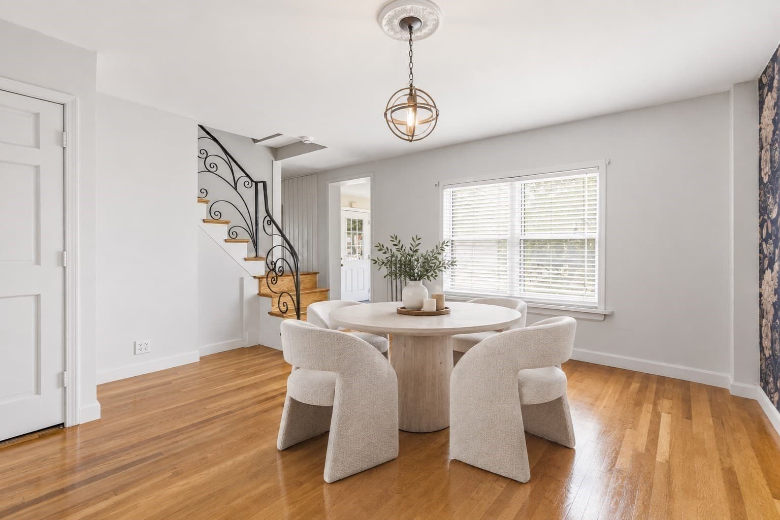 Single Family Residence at 29 Woodlawn, Lynn MA 01904, Lynn, photo 7 of 22