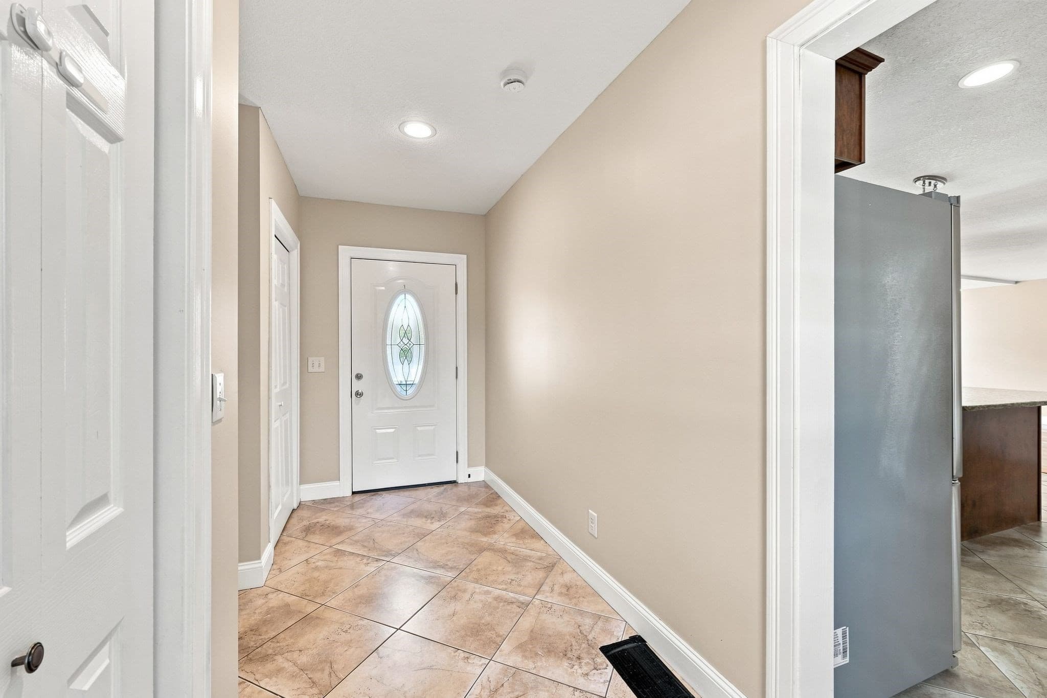 Single Family Residence at 8 Caddyshack Dr, Chicopee MA 01020, Chicopee, photo 22 of 42