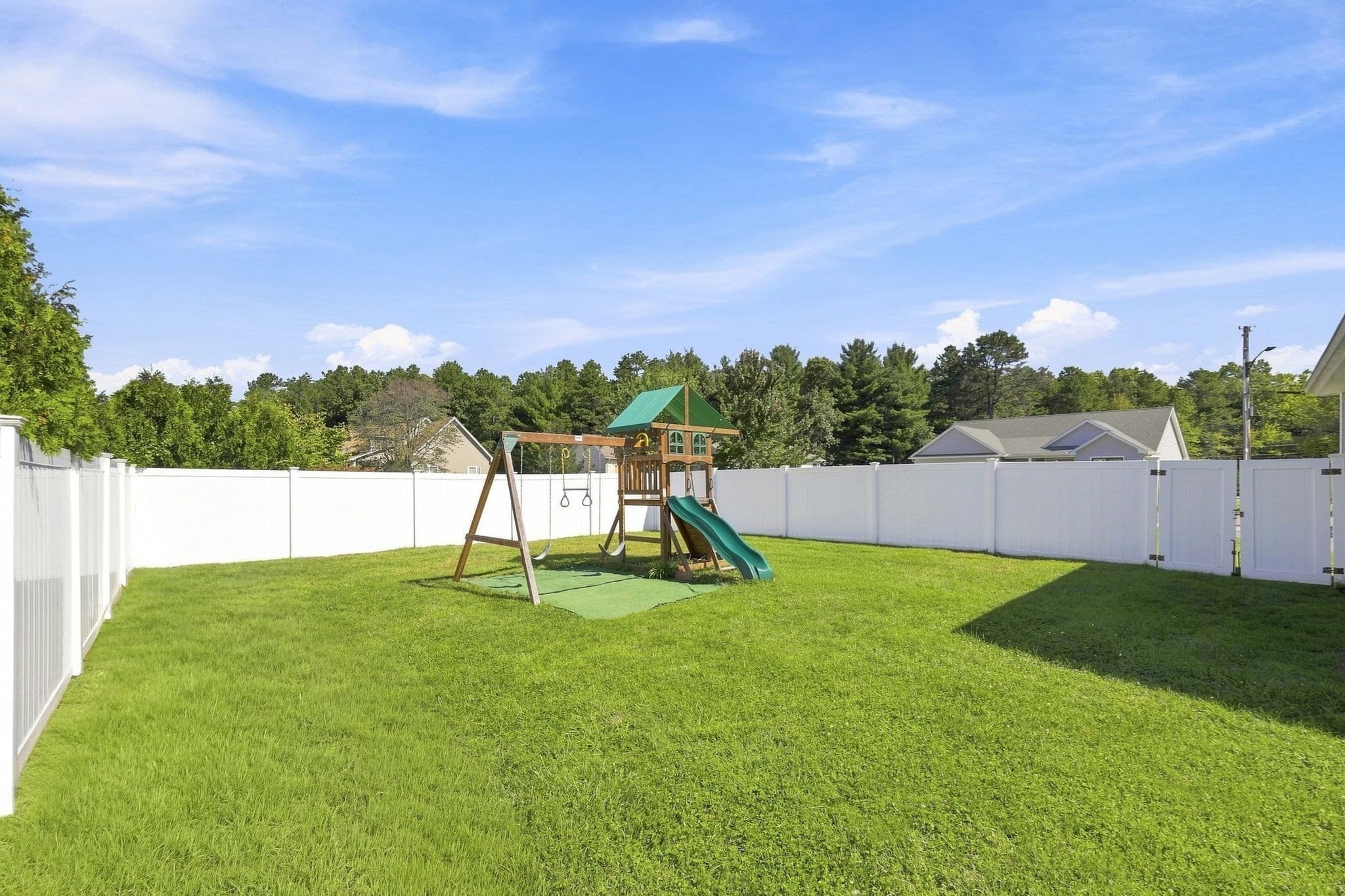 Single Family Residence at 8 Caddyshack Dr, Chicopee MA 01020, Chicopee, photo 38 of 42