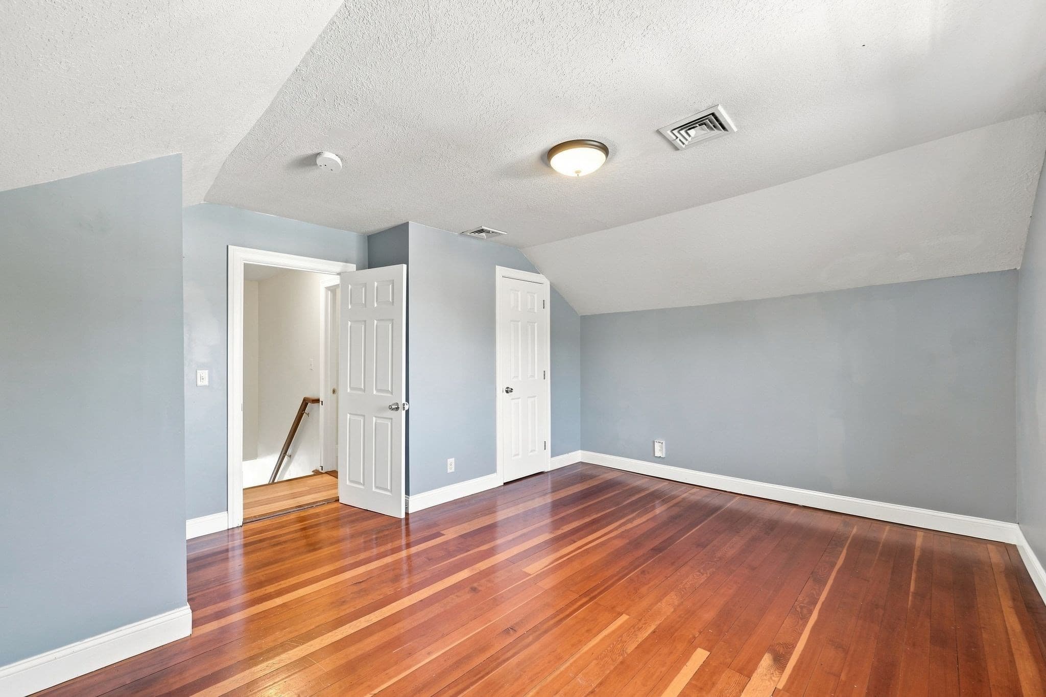 Single Family Residence at 8 Caddyshack Dr, Chicopee MA 01020, Chicopee, photo 33 of 42