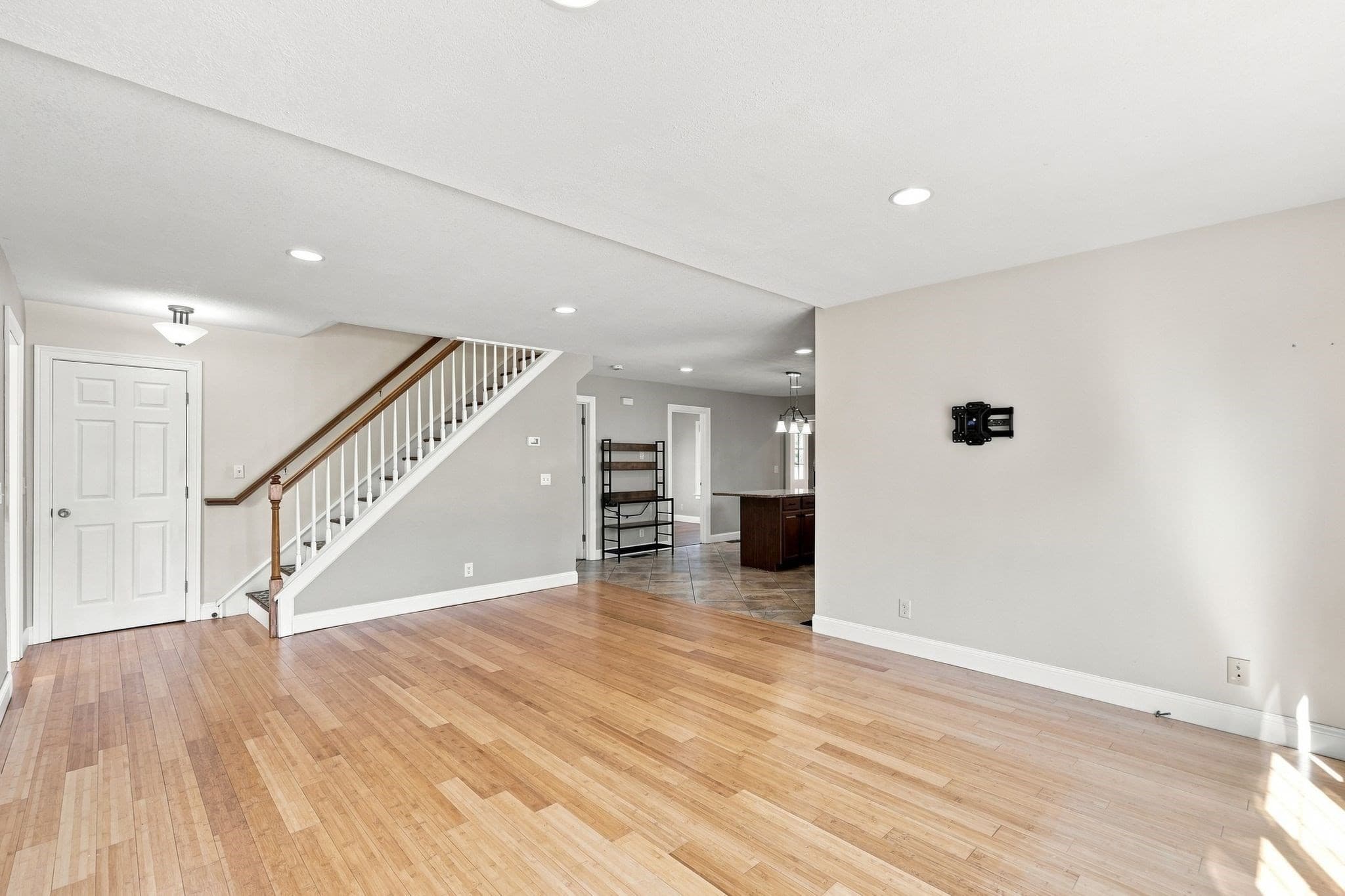 Single Family Residence at 8 Caddyshack Dr, Chicopee MA 01020, Chicopee, photo 14 of 42
