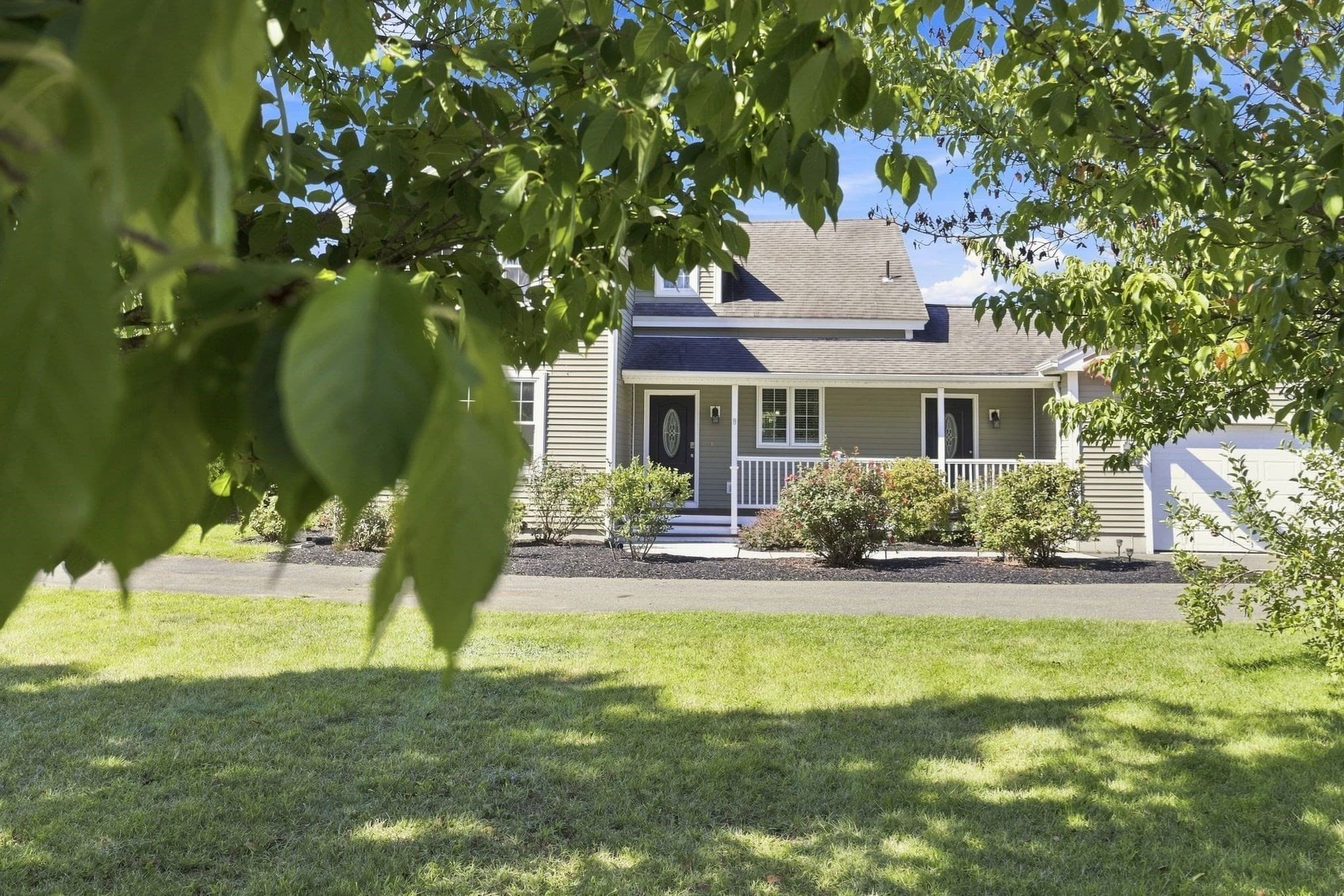 Single Family Residence at 8 Caddyshack Dr, Chicopee MA 01020, Chicopee, photo 41 of 42