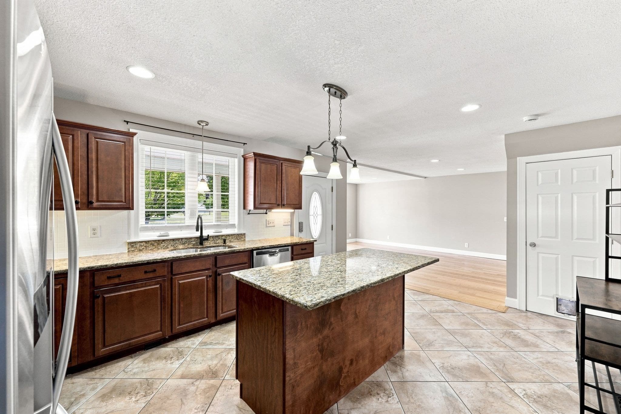 Single Family Residence at 8 Caddyshack Dr, Chicopee MA 01020, Chicopee, photo 8 of 42