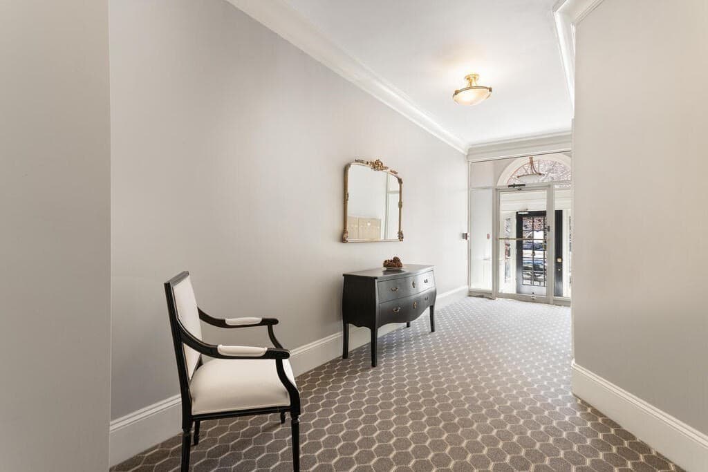 Condominium at 233 Commonwealth Ave # 1, Boston MA 02116, photo 16 of 22
