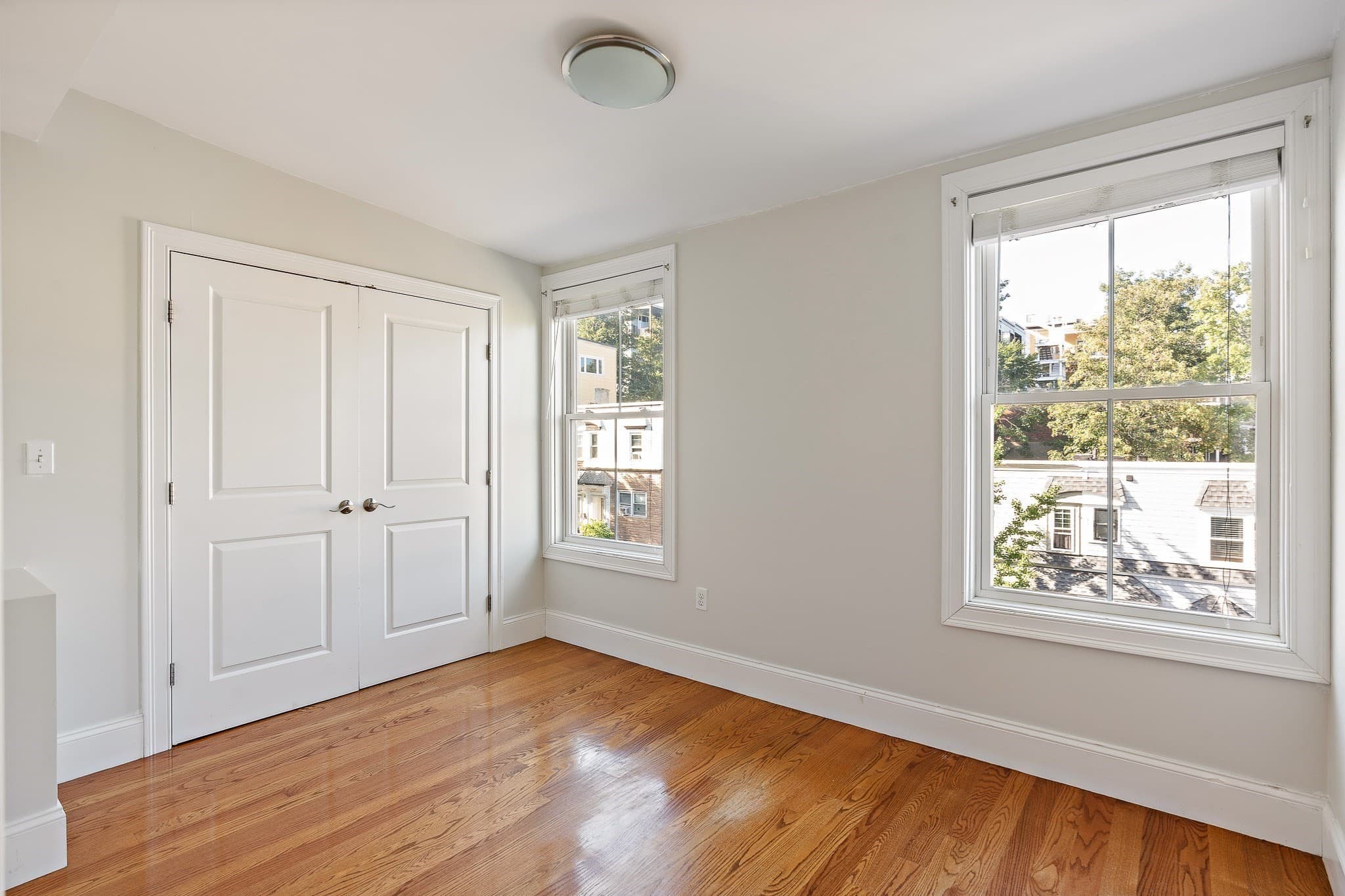 Condominium at 413 E 7th St # 2, Boston MA 02127, photo 27 of 35