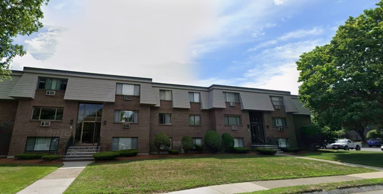 Condominium at 8 Hallmark Gdns # 5, Burlington MA 01803, Burlington, photo 16 of 16