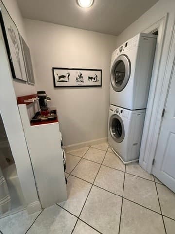 Single Family Residence at 38 Reynolds Ave, Randolph MA 02368, Randolph, photo 14 of 42