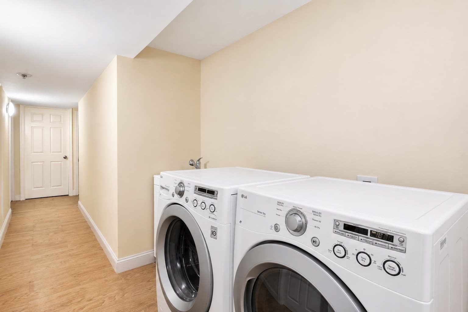 3 Family - 3 Units Up/Down at 205 Harvard Street, Cambridge MA 02139, Cambridge, photo 9 of 32
