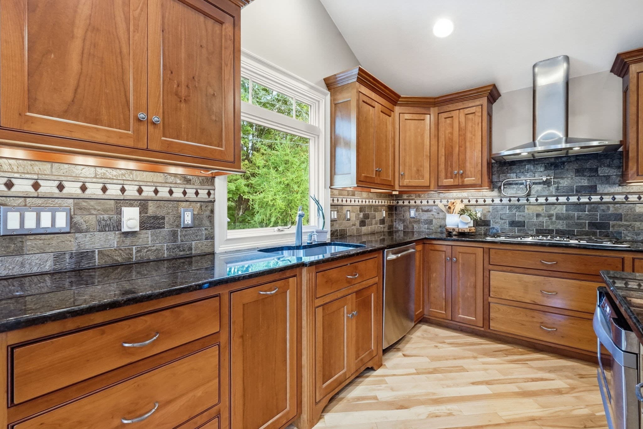 Single Family Residence at 8 Shady Ln, Wilbraham MA 01095, Wilbraham, photo 19 of 42