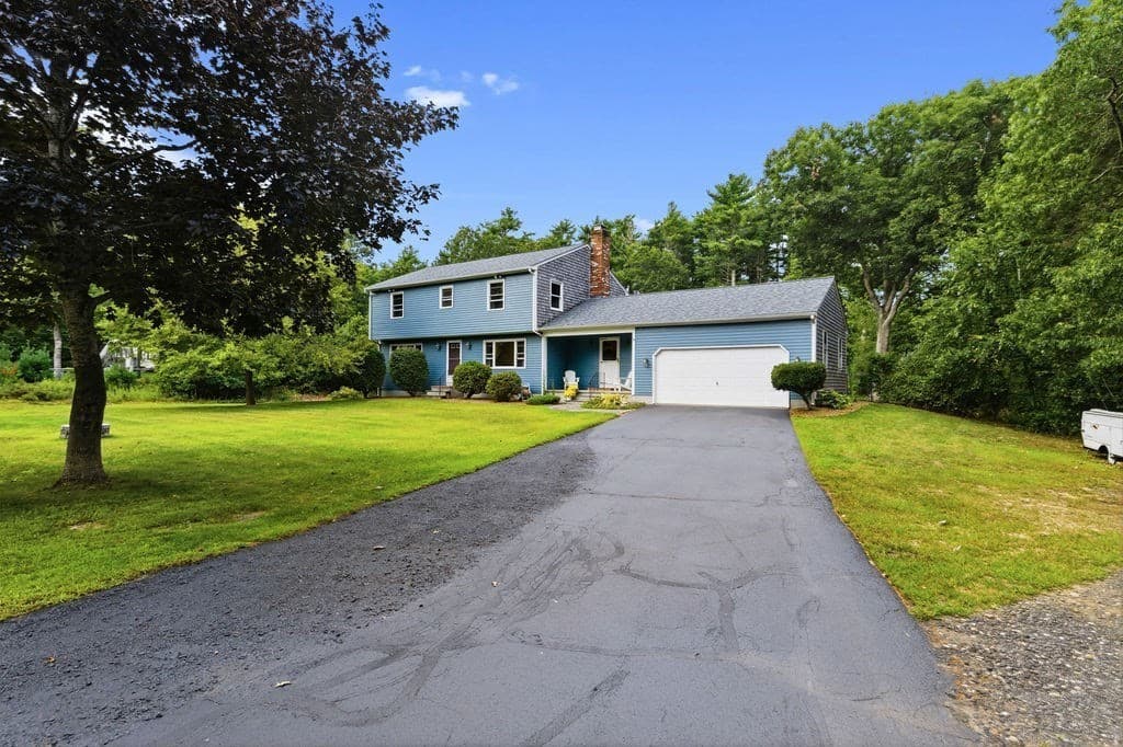 Single Family Residence at 33 Woodland Rd, Rochester MA 02770, Rochester, photo 40 of 41