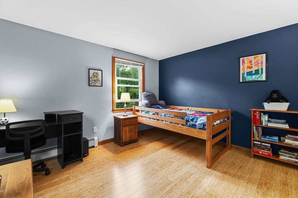 Single Family Residence at 33 Woodland Rd, Rochester MA 02770, Rochester, photo 31 of 41
